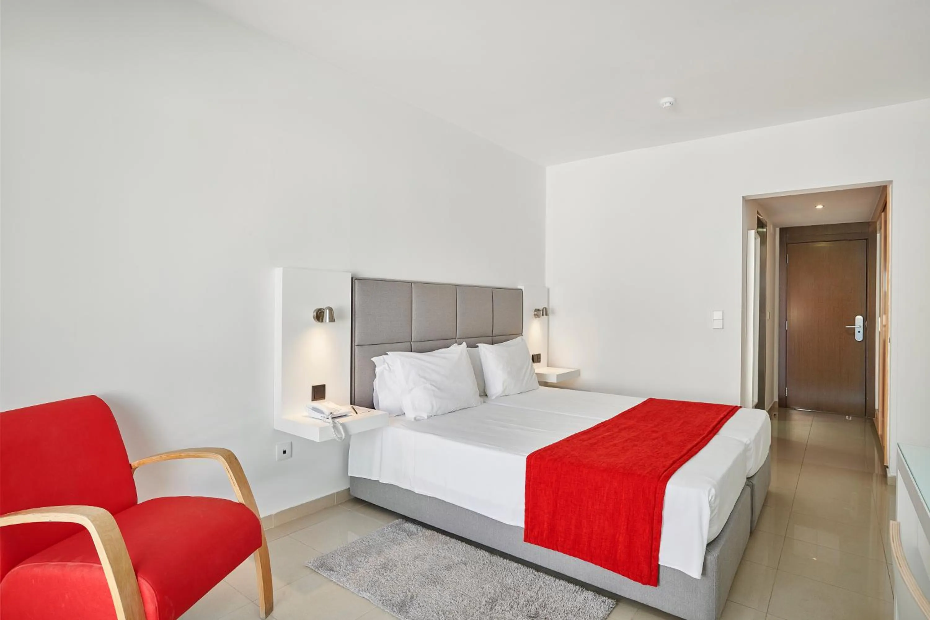 Bed in Rocamar Exclusive Hotel & Spa - Adults Only