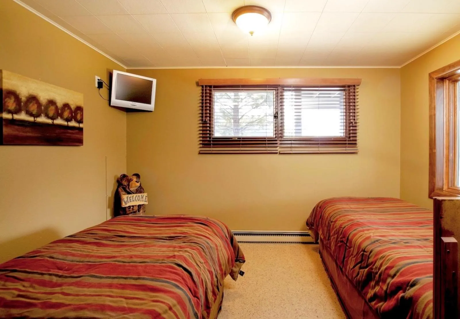 Bedroom, Bed in Kintzle Home