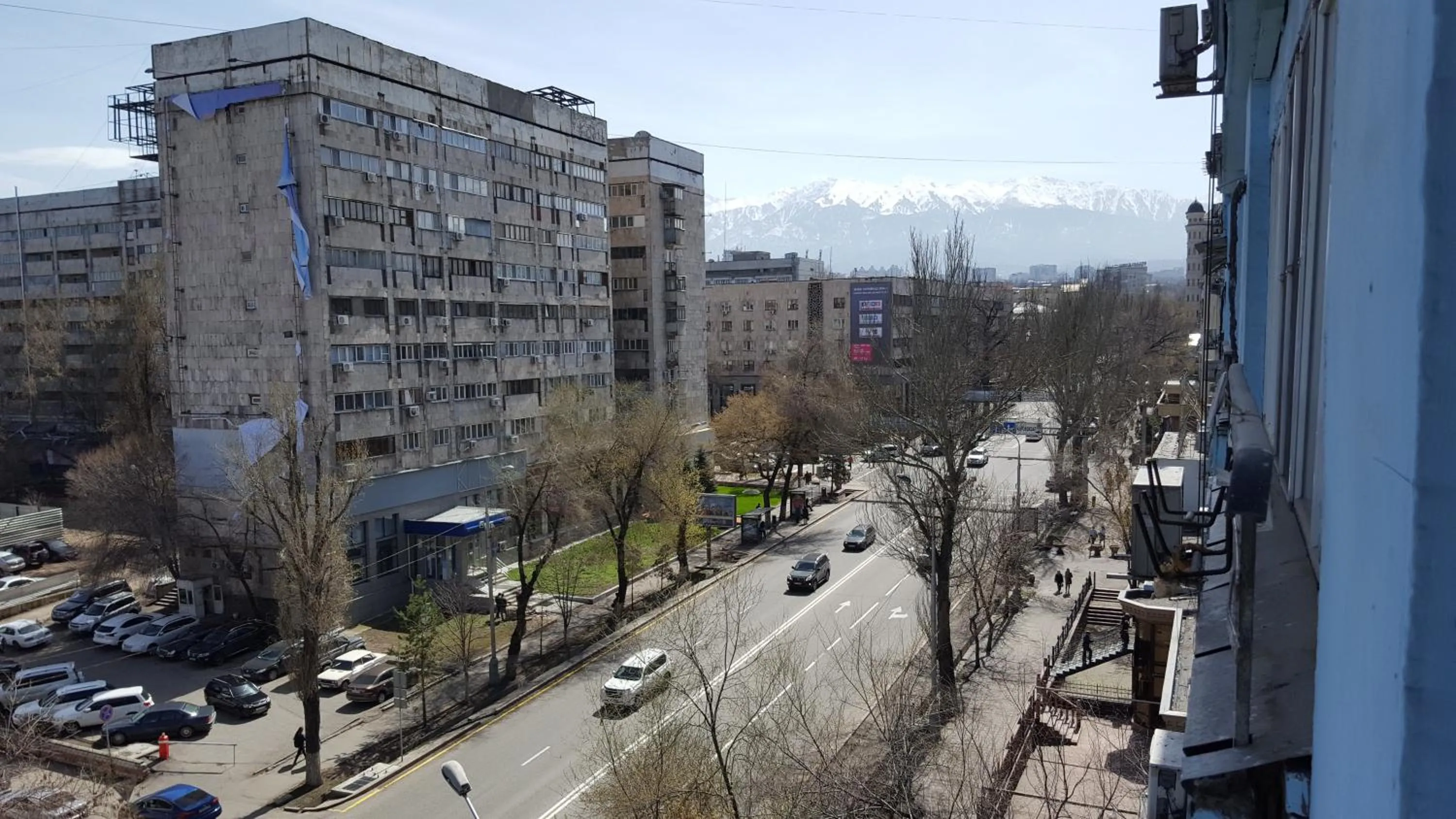 Property building in Apartment on Nazarbayeva 77
