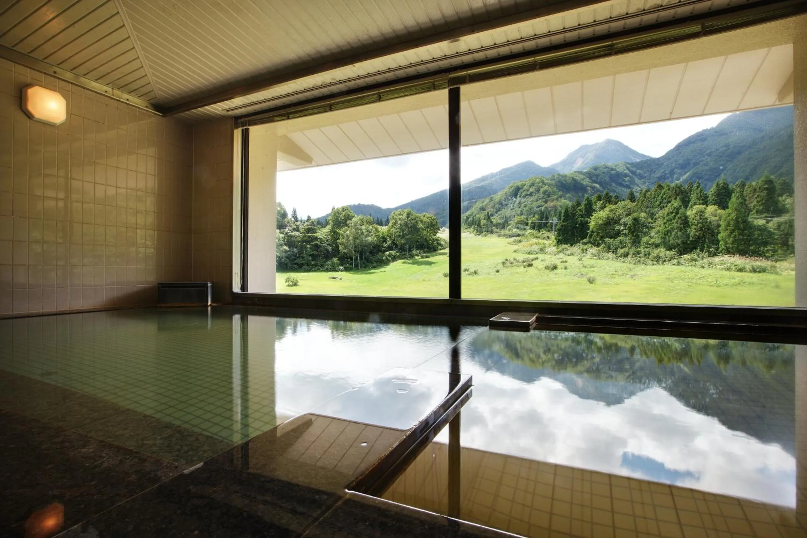 Mountain view in Kyukamura Myoko