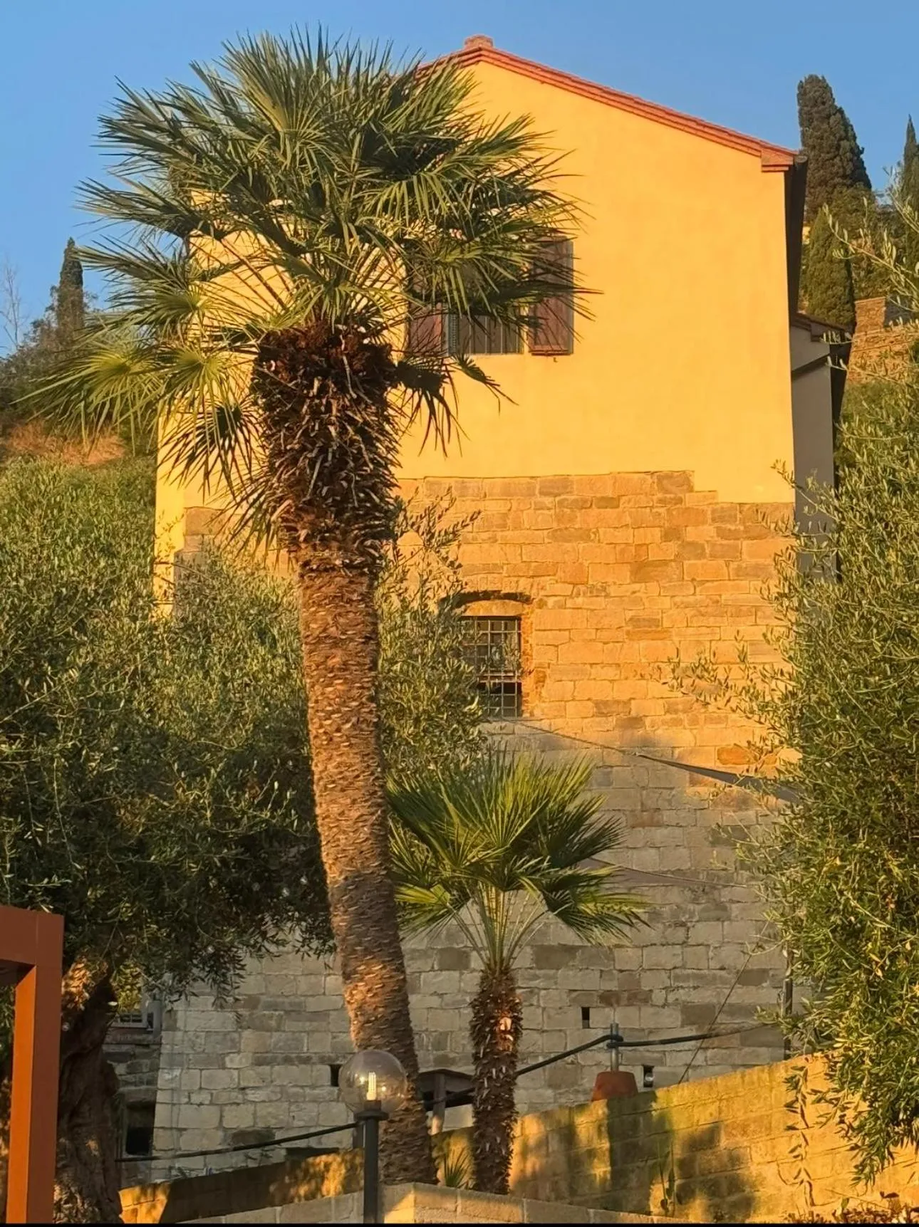 Day in Madonna Del Poggio CAV