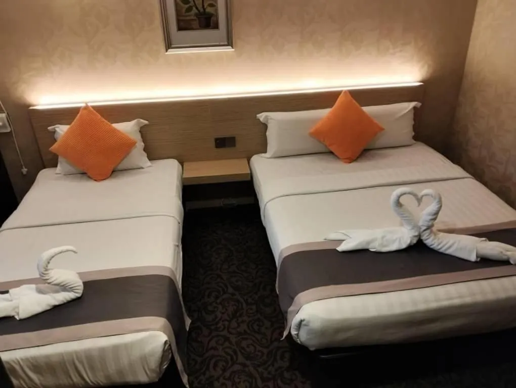 Shower in Greenlast Hotel