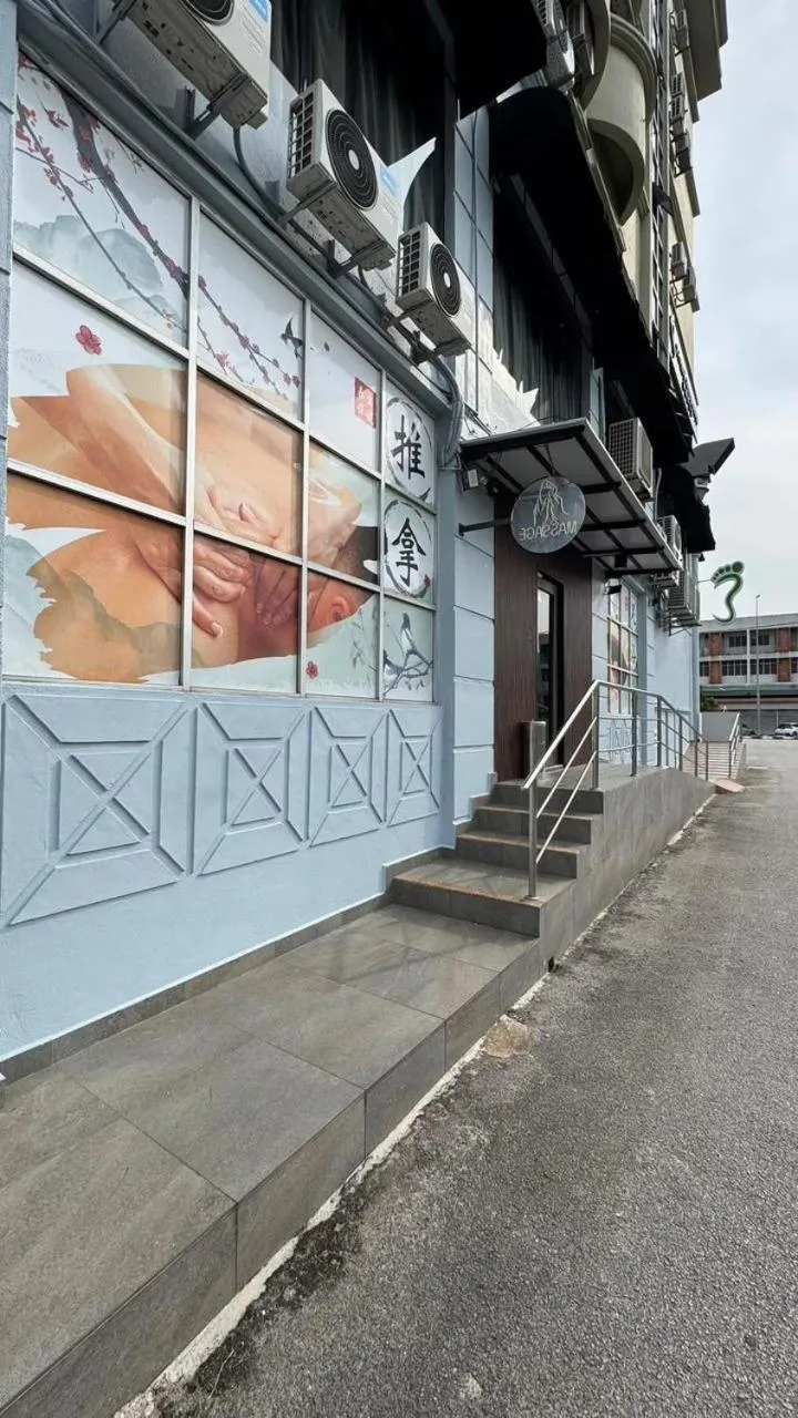 Massage in Greenlast Hotel