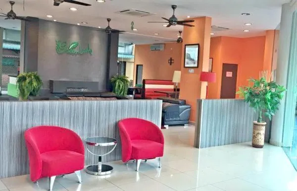 Lobby/Reception in Greenleaf Hotel