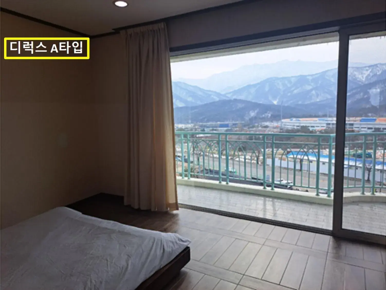 Bed in Seorak Pine Resort Bed in Seorak Pine Resort