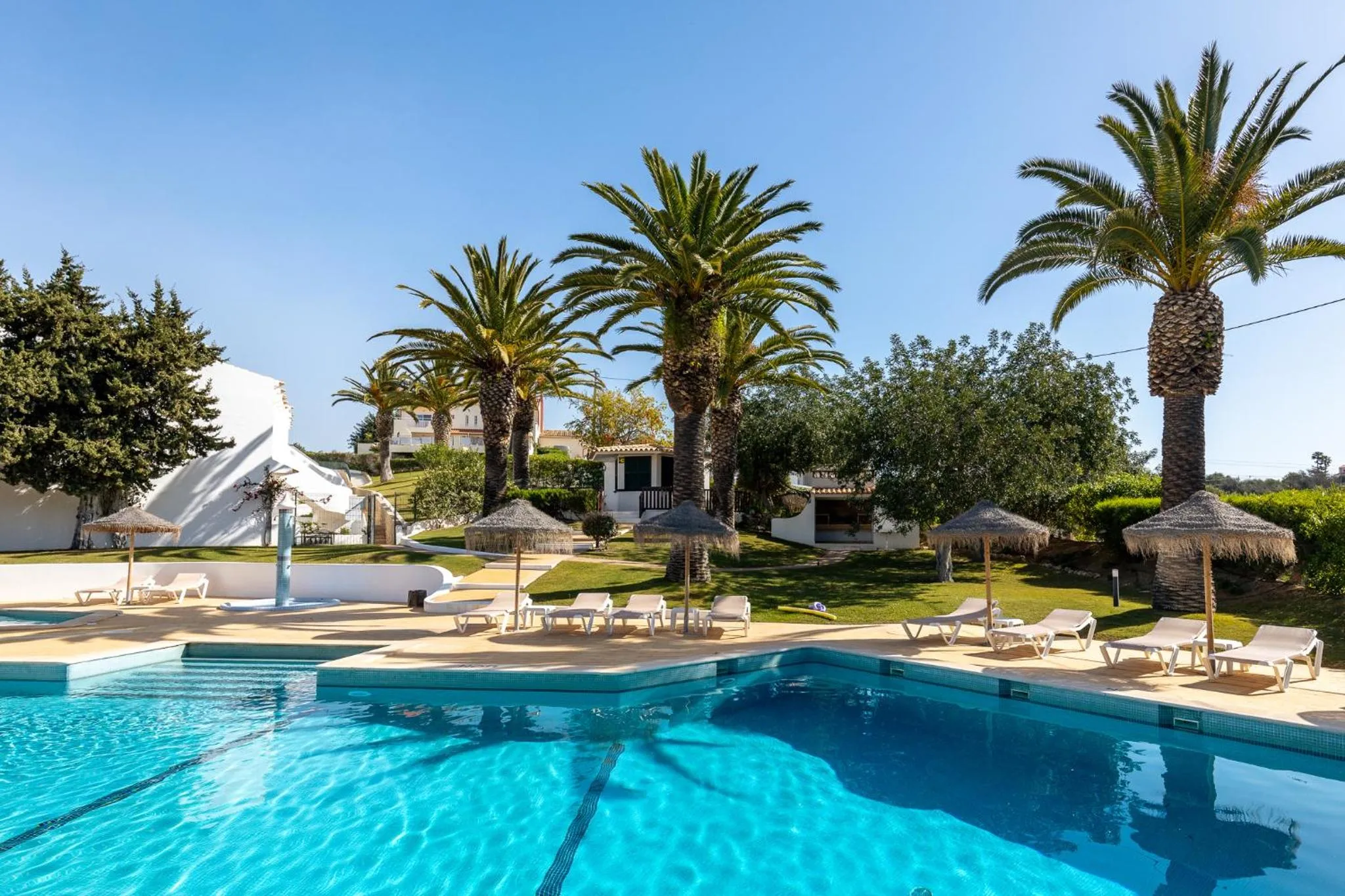Swimming pool in Parque Monte Verde