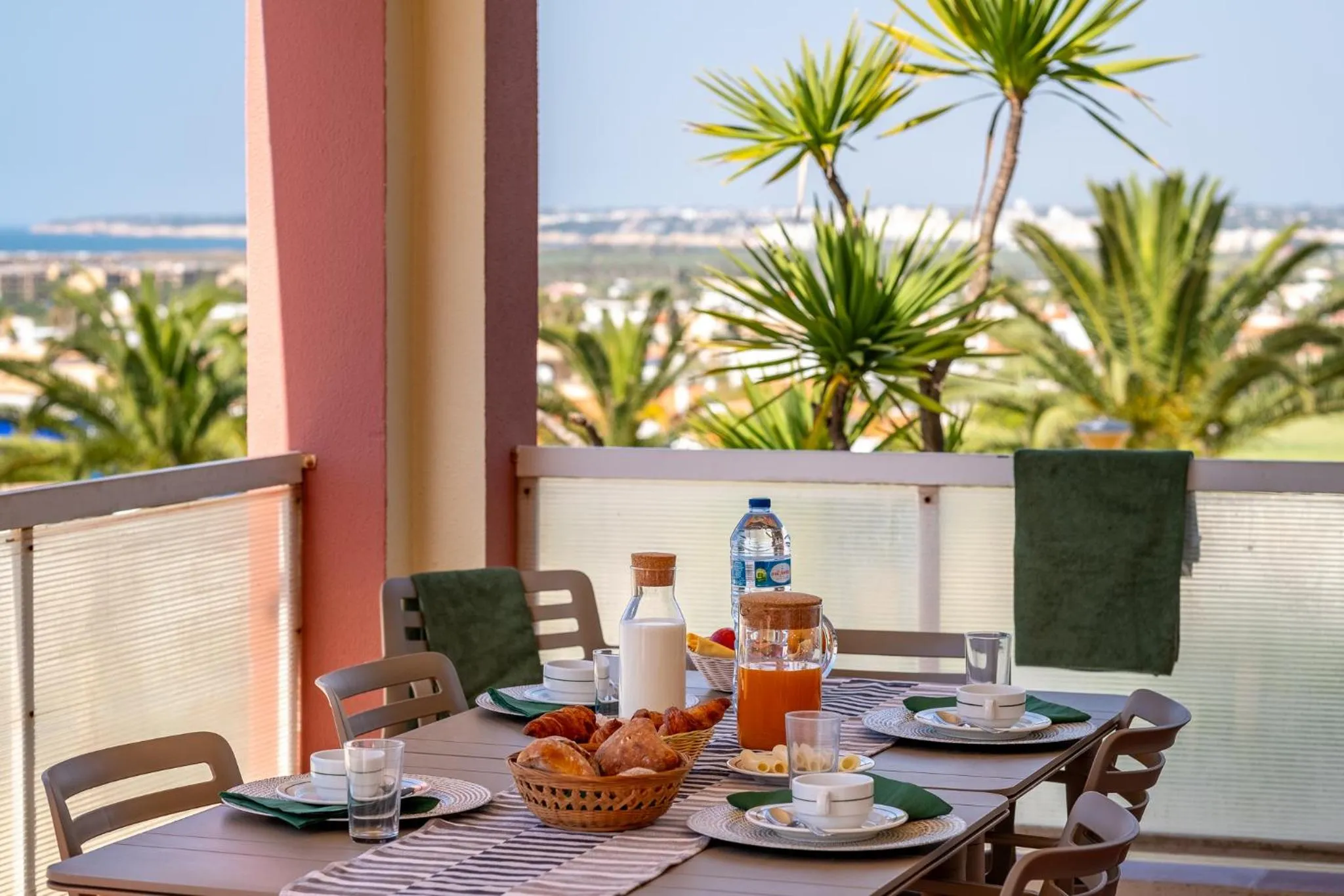 Patio in Parque Monte Verde