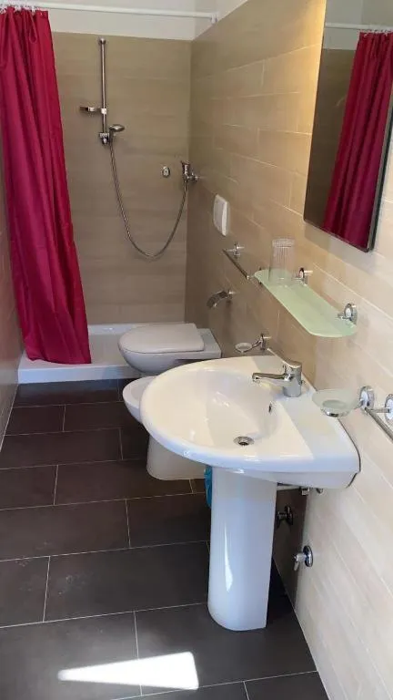 Bathroom in La Masseria Hotel Ristorante Centro Benessere