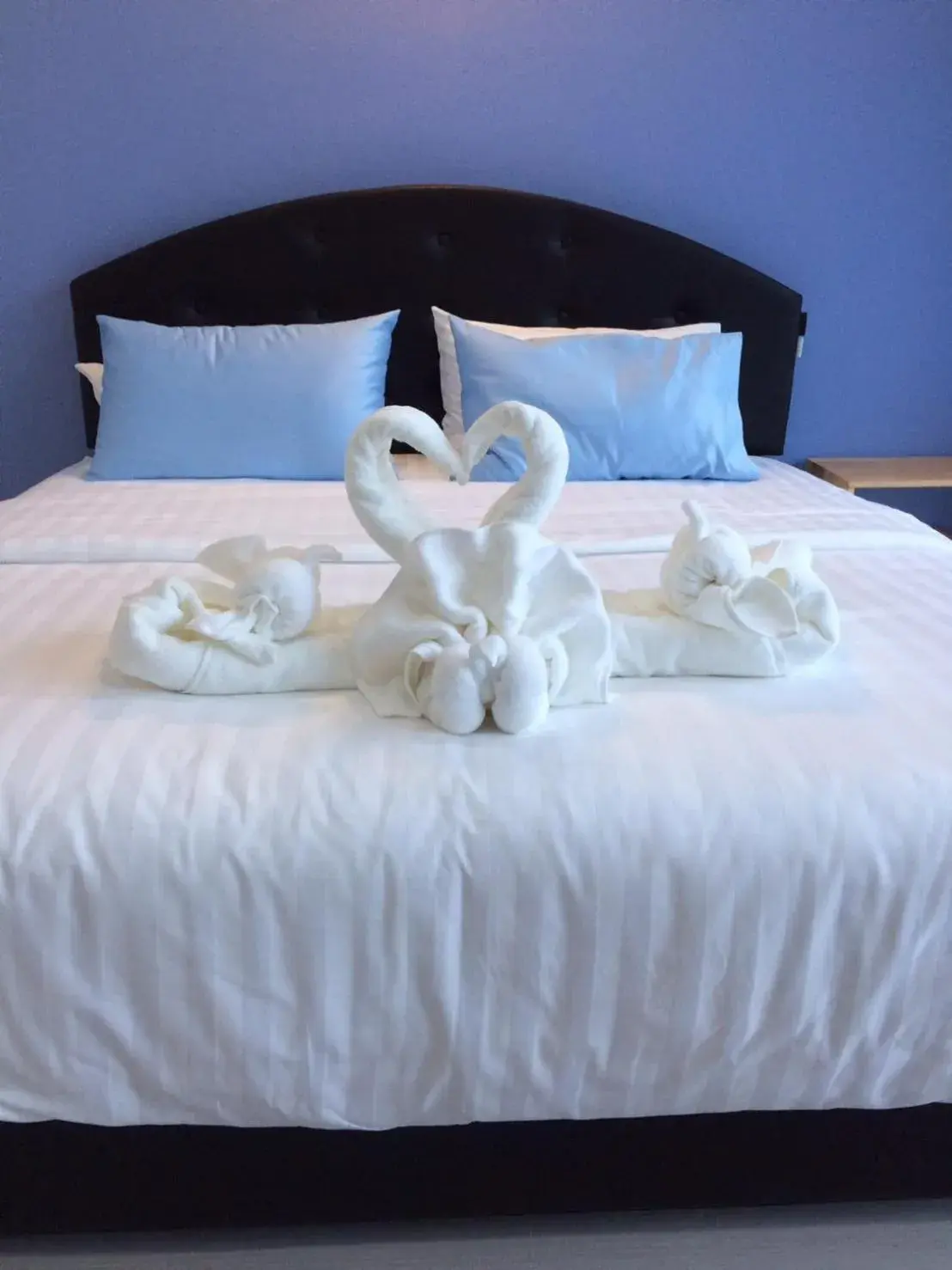 Bed in Uthaithani Resort Bed in Uthaithani Resort