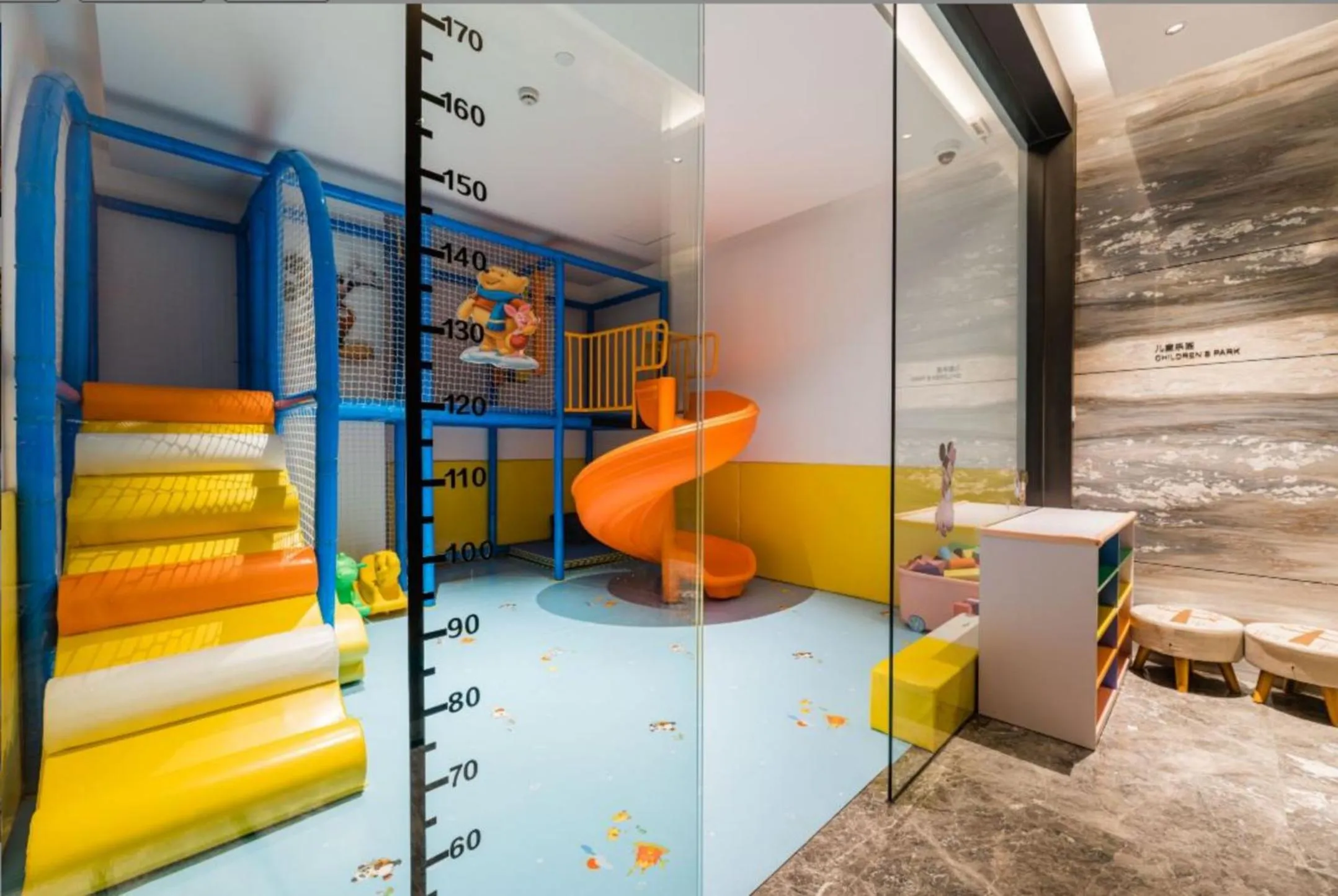Kids's club, Bed in Yunhe Yebo Hotel (Shanghai International Tourism Resort Pudong Airport)