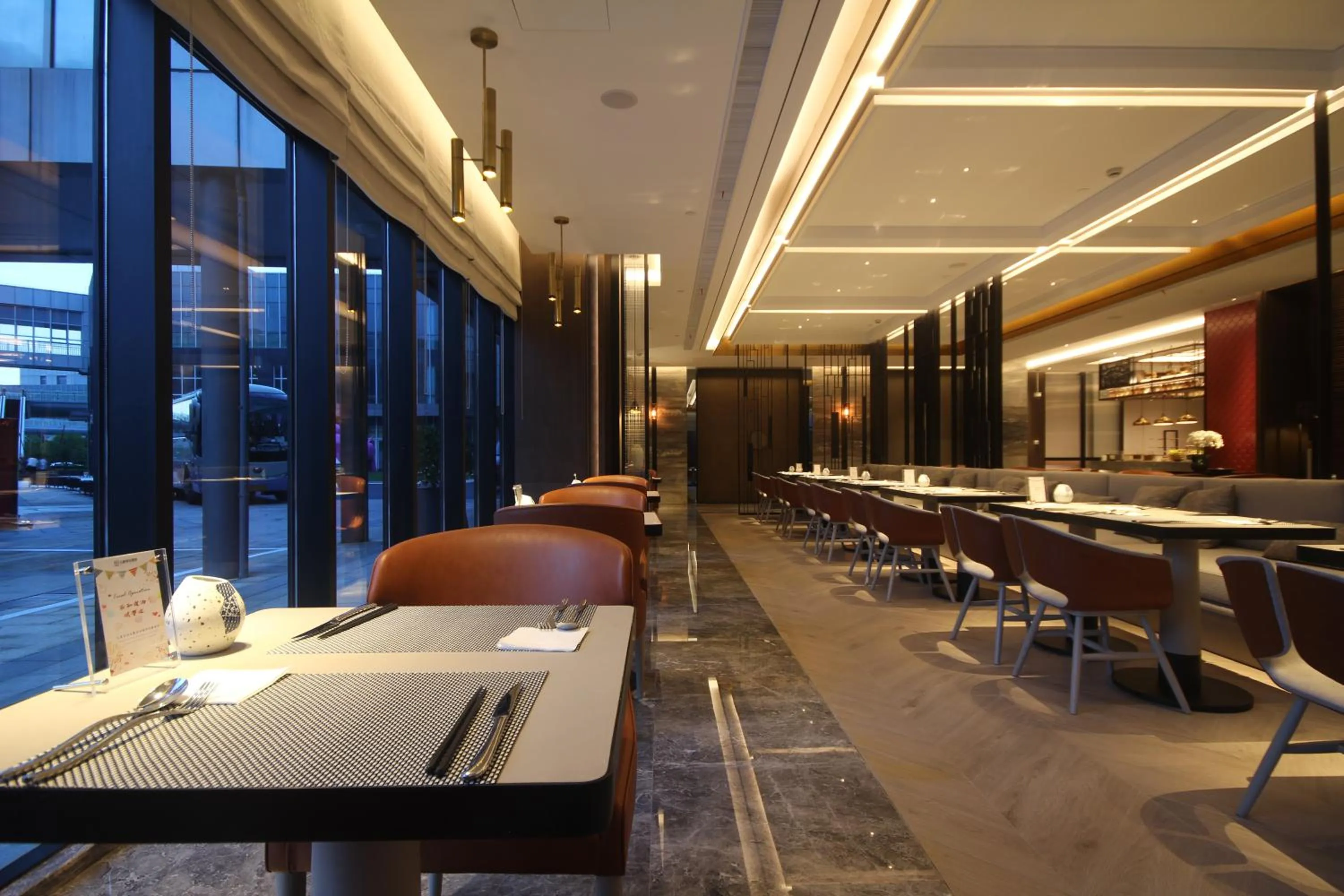 Restaurant/places to eat in Yunhe Yebo Hotel (Shanghai International Tourism Resort Pudong Airport)