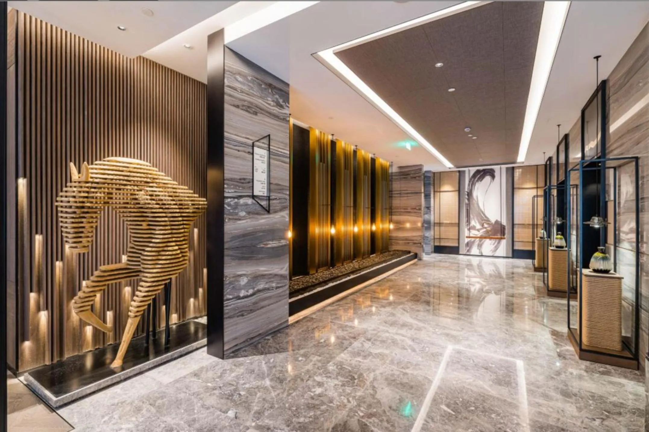 elevator in Yunhe Yebo Hotel (Shanghai International Tourism Resort Pudong Airport)