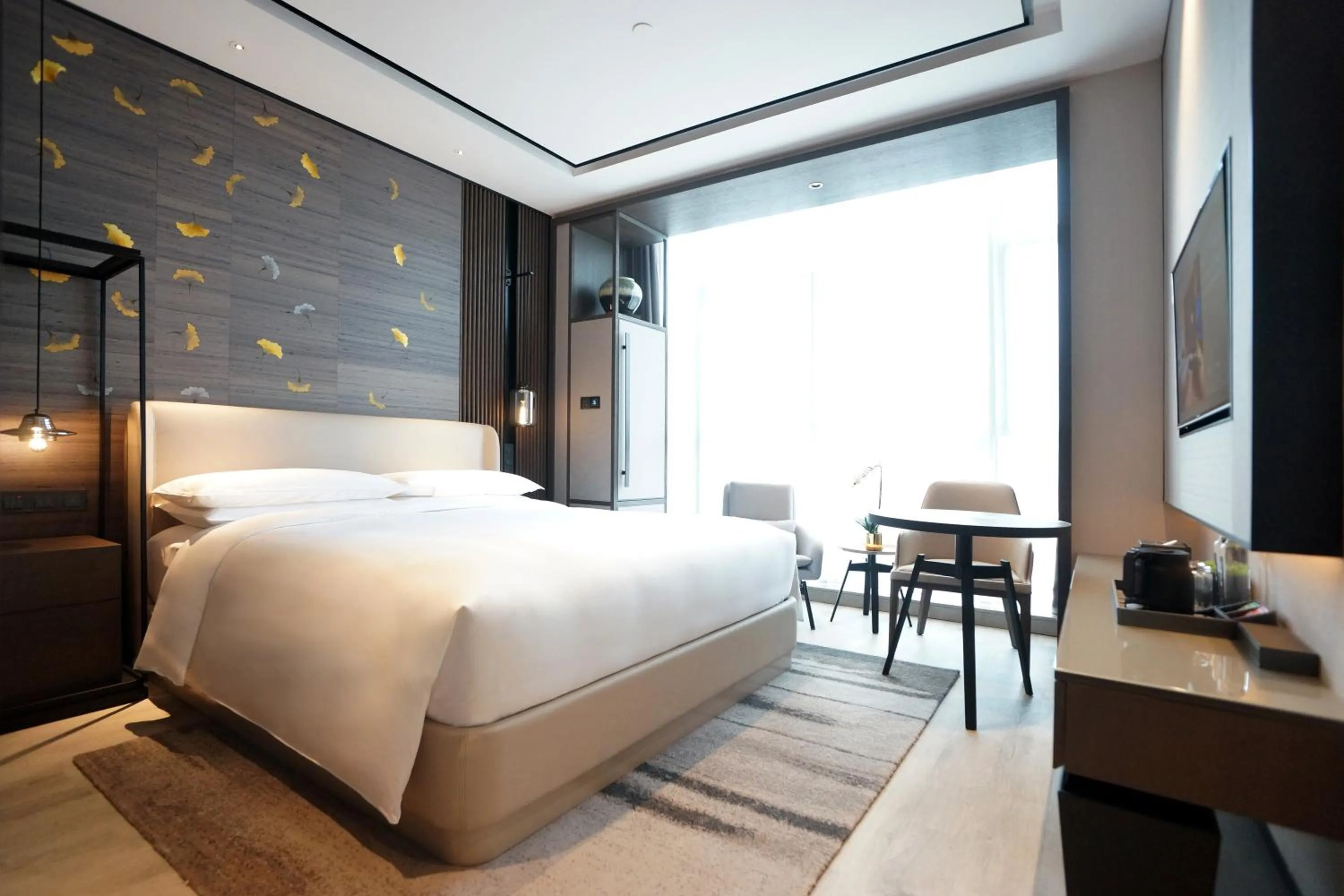 Queen Room with Garden View in Yunhe Yebo Hotel (Shanghai International Tourism Resort Pudong Airport)