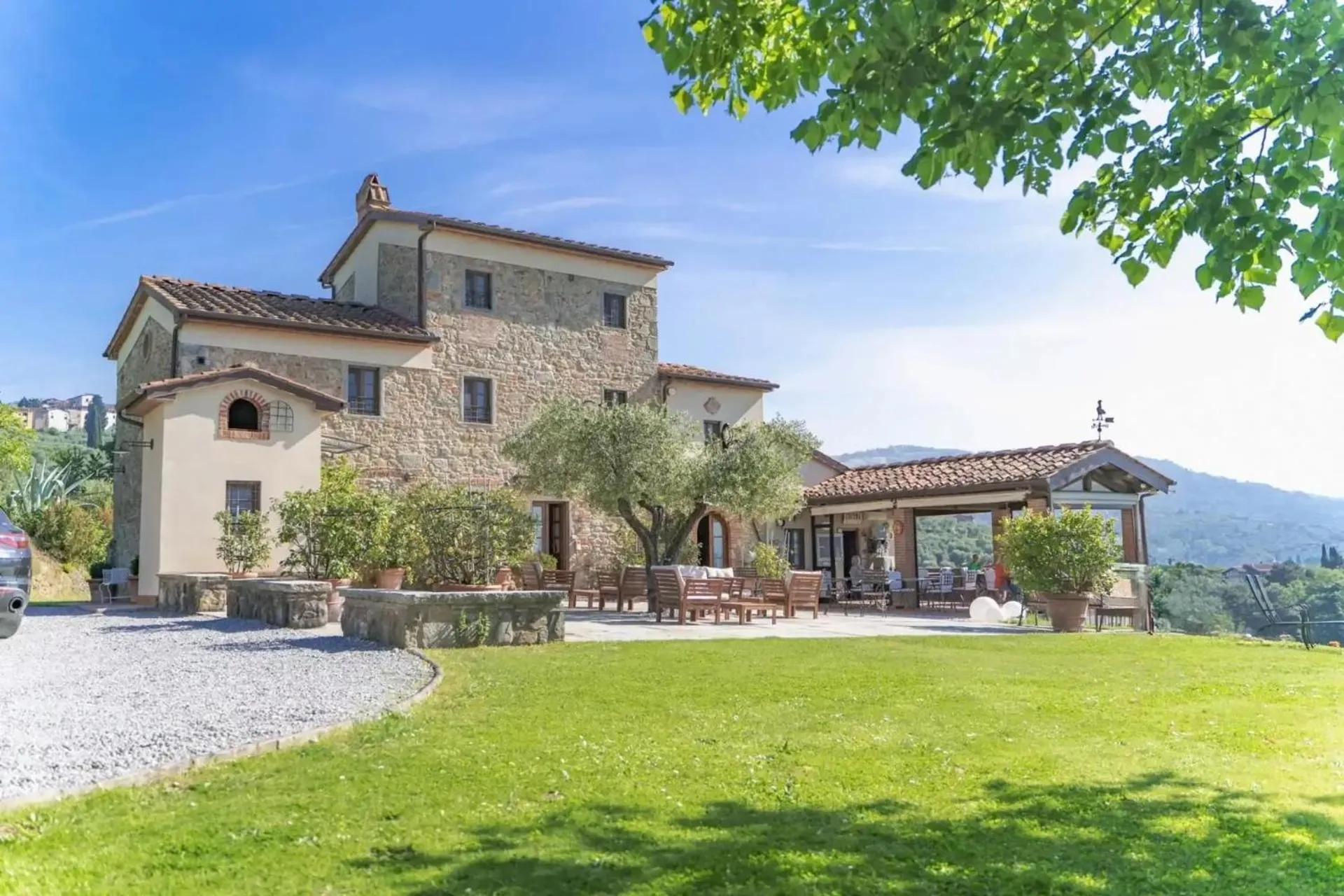 Property building in B&B Hotel La Piana