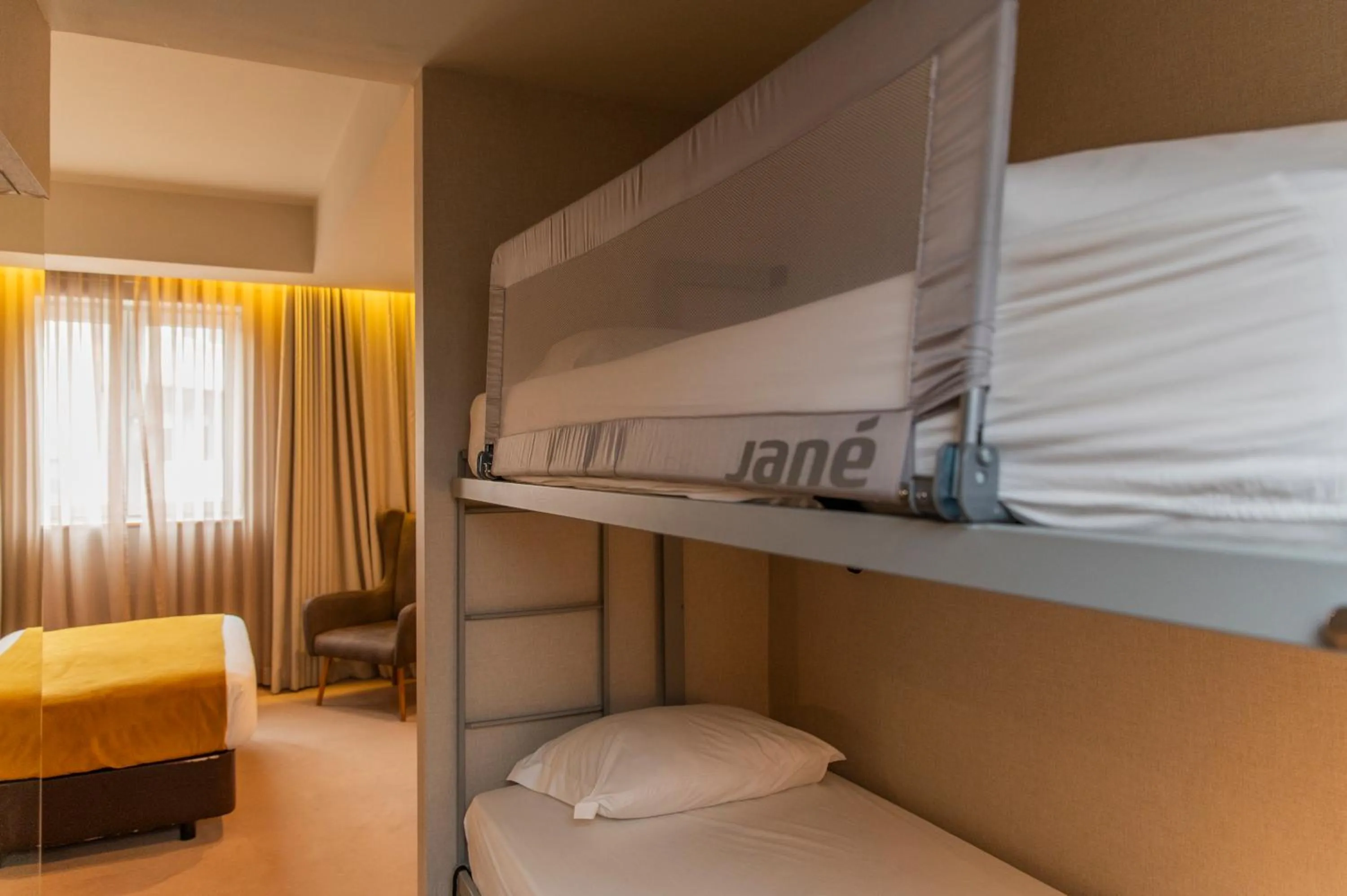 Bed in WOT Porto Soul