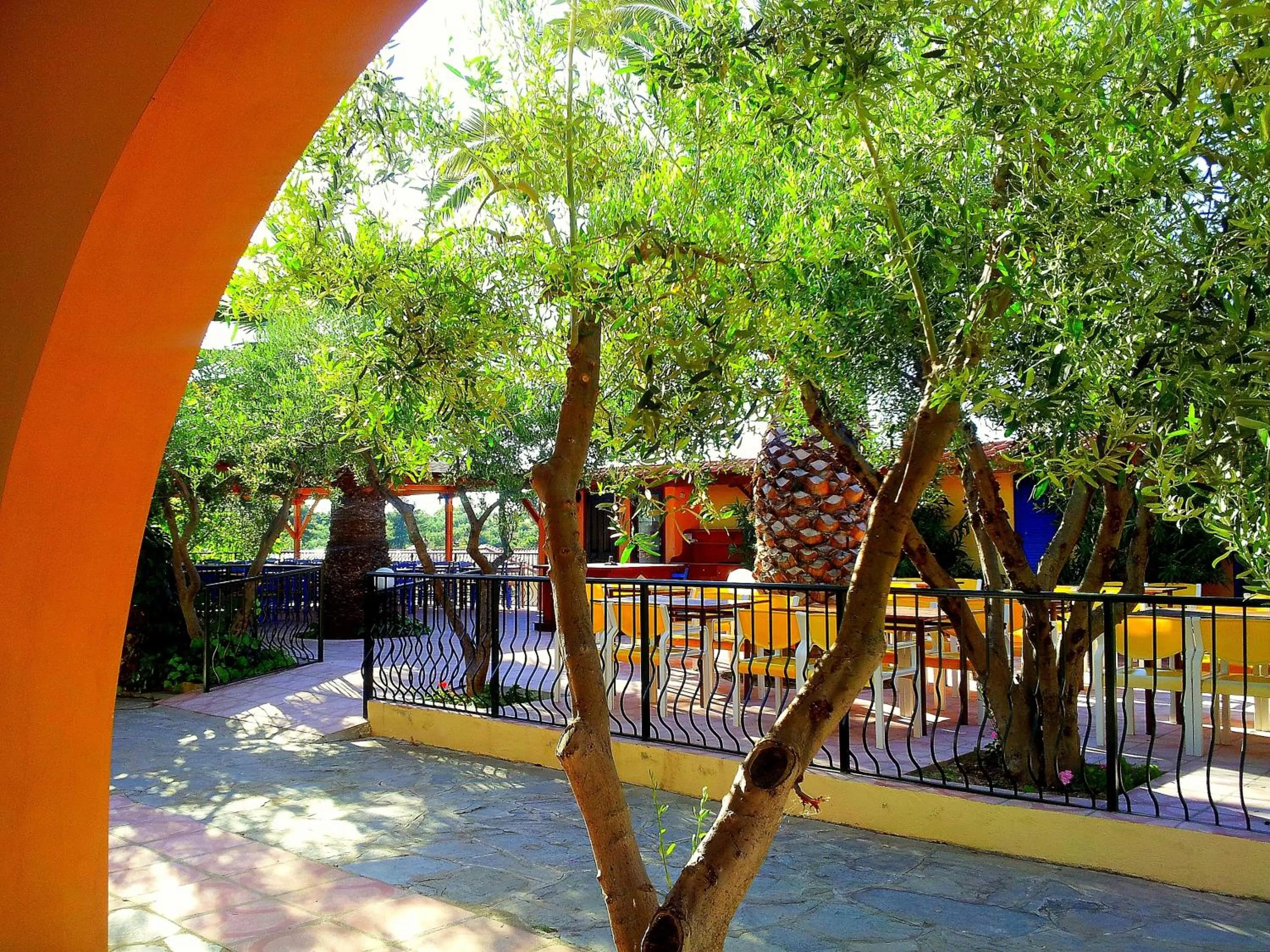 Restaurant/places to eat in Village Mare