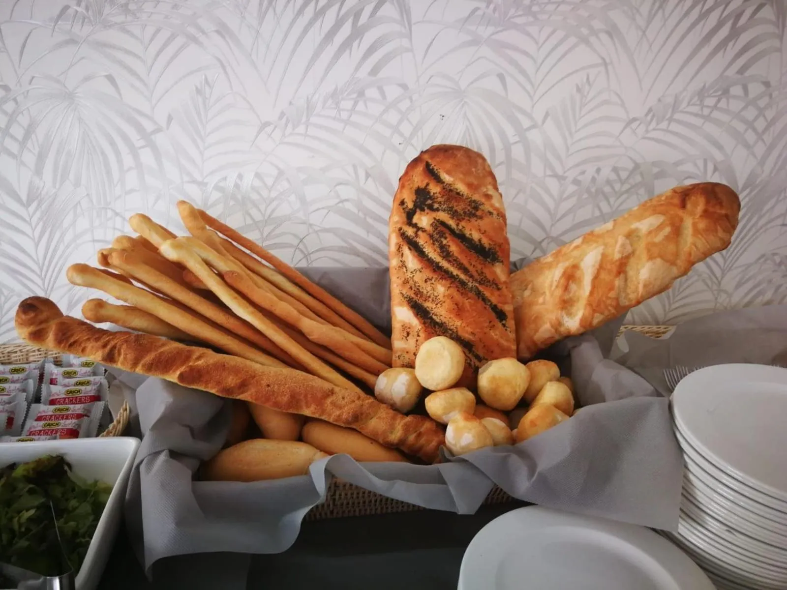 Buffet breakfast in Hotel Ermeti B&B Brunch