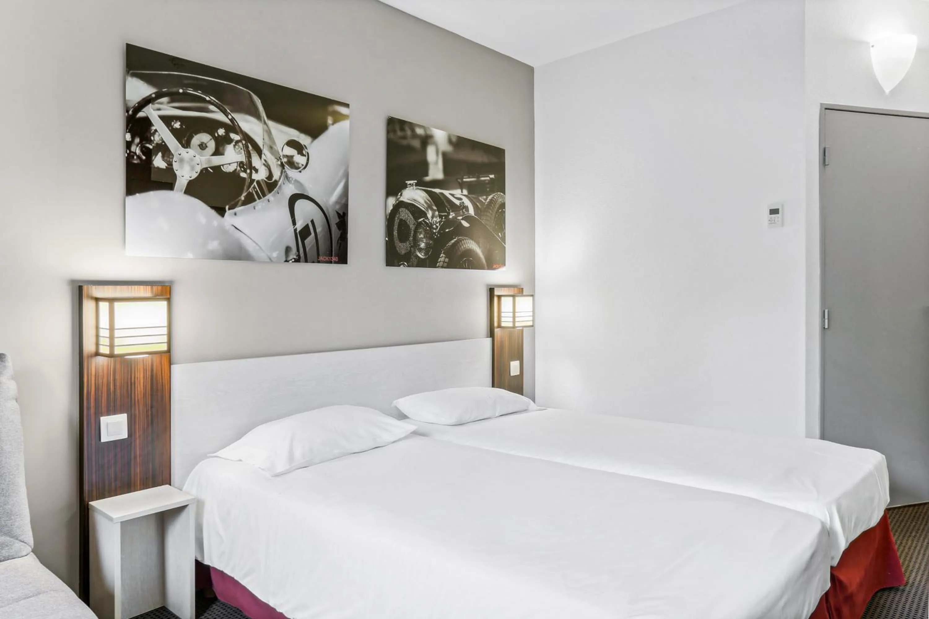 Bedroom, Bed in Hôtel AKENA La Ferté Bernard