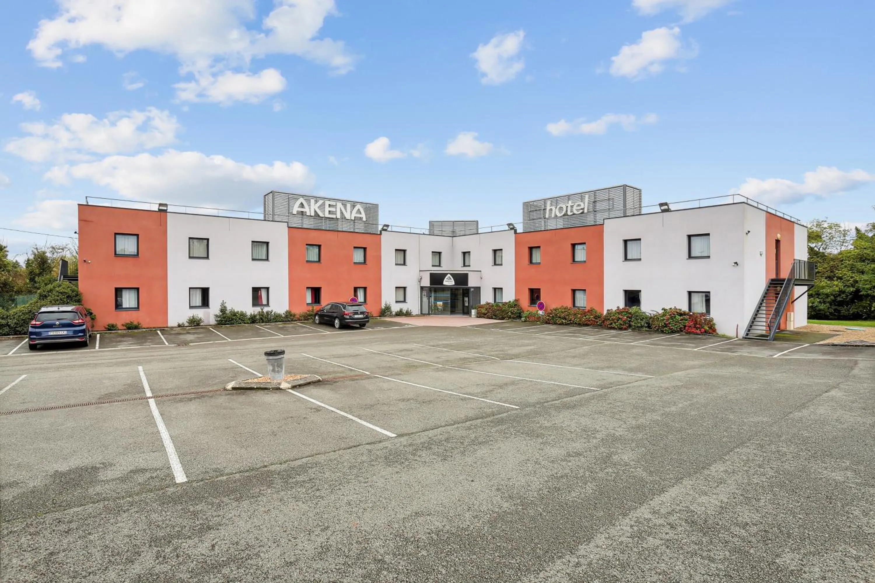Property building in Hôtel AKENA La Ferté Bernard