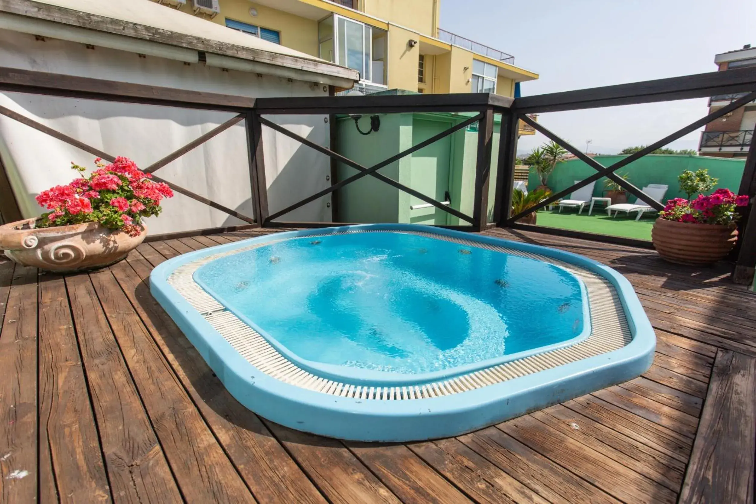 Swimming pool in Hotel Residence Charles