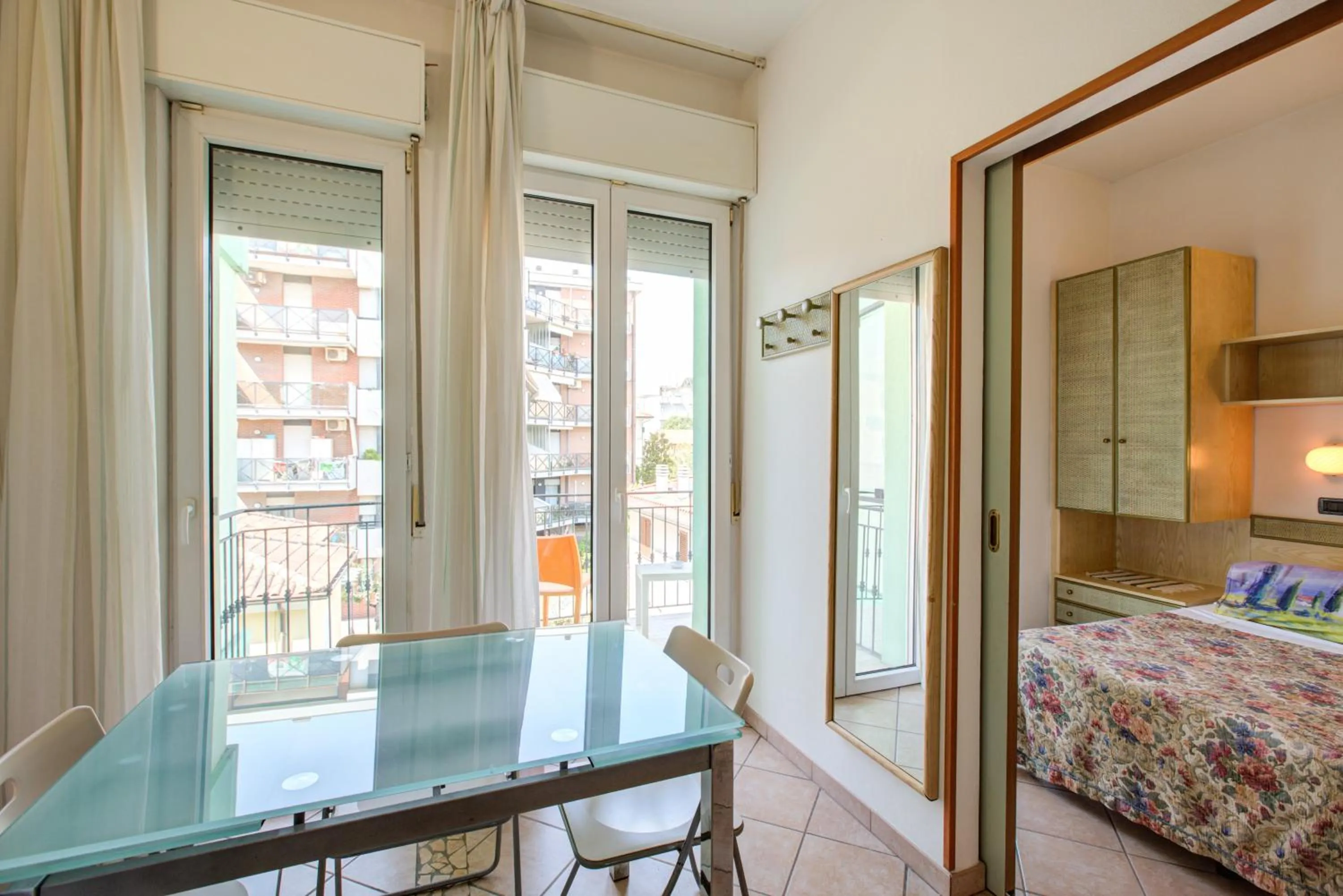 Seating area, Bed in Hotel Residence Charles