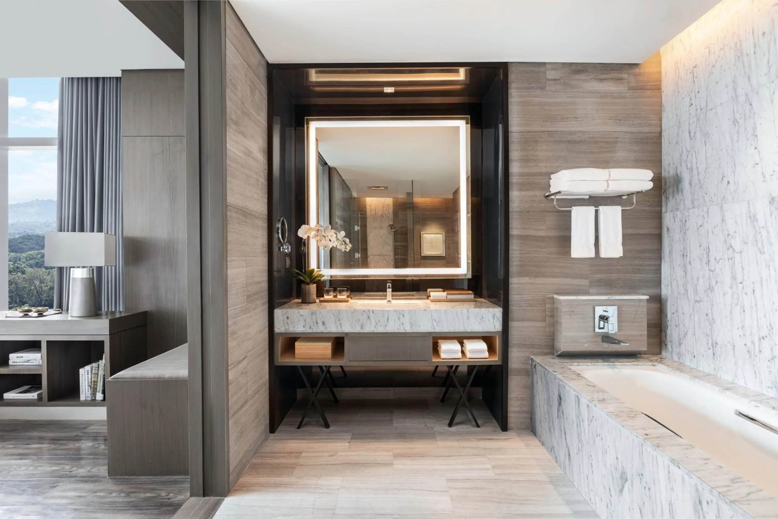 Bathroom in Clark Marriott Hotel