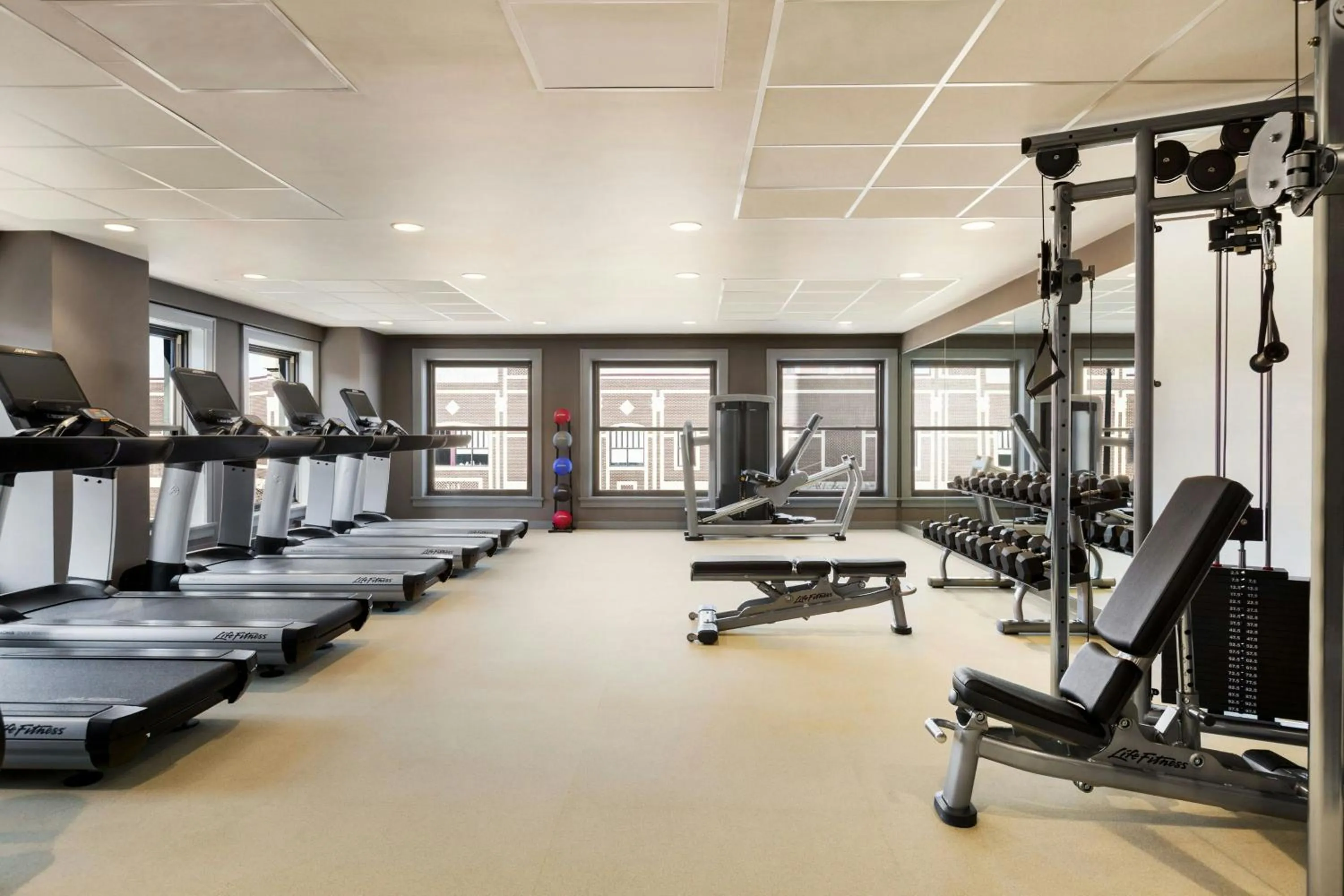 Fitness centre/facilities in Hotel Northland, Autograph Collection