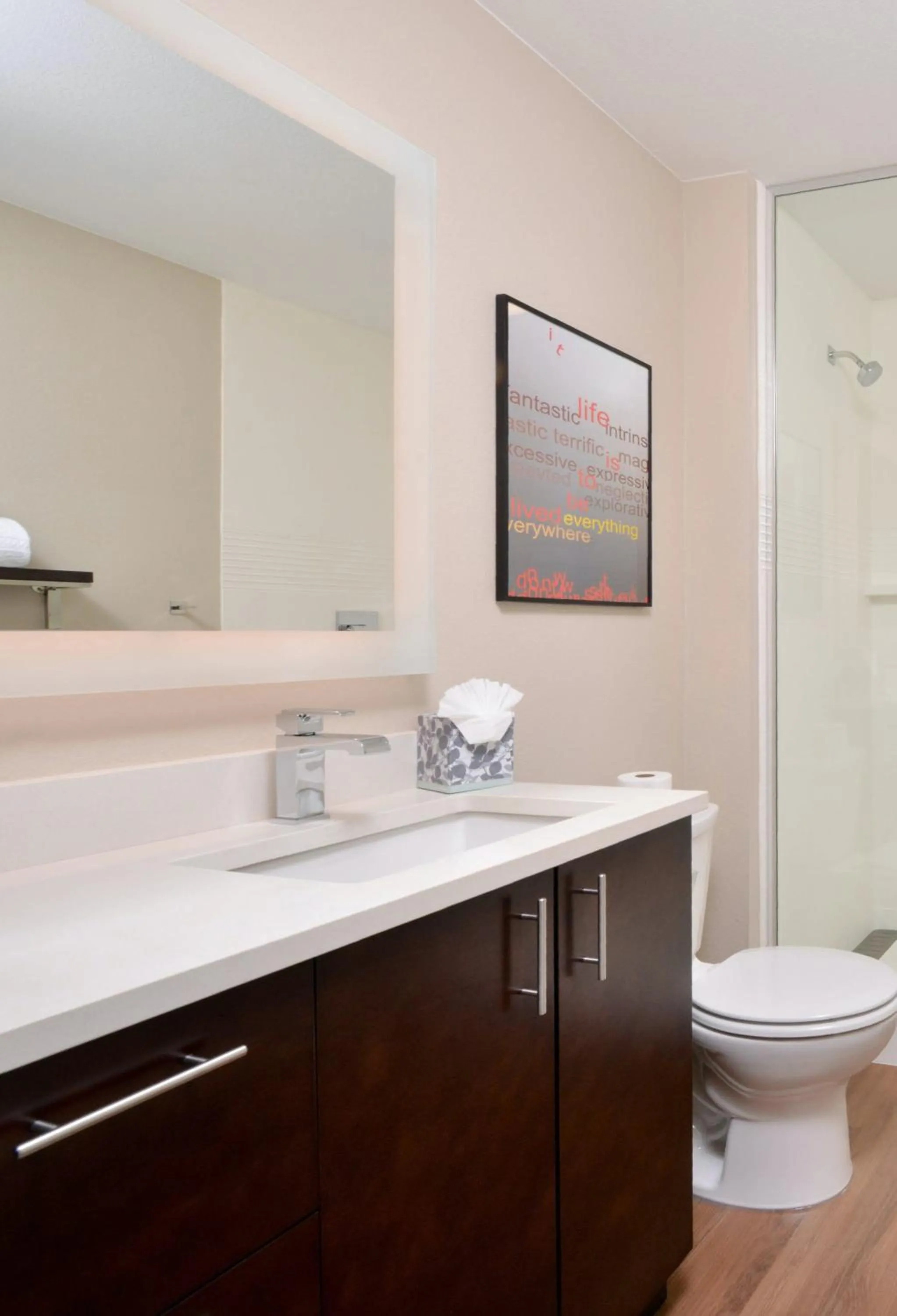 Bathroom in TownePlace Suites by Marriott Ontario Chino Hills