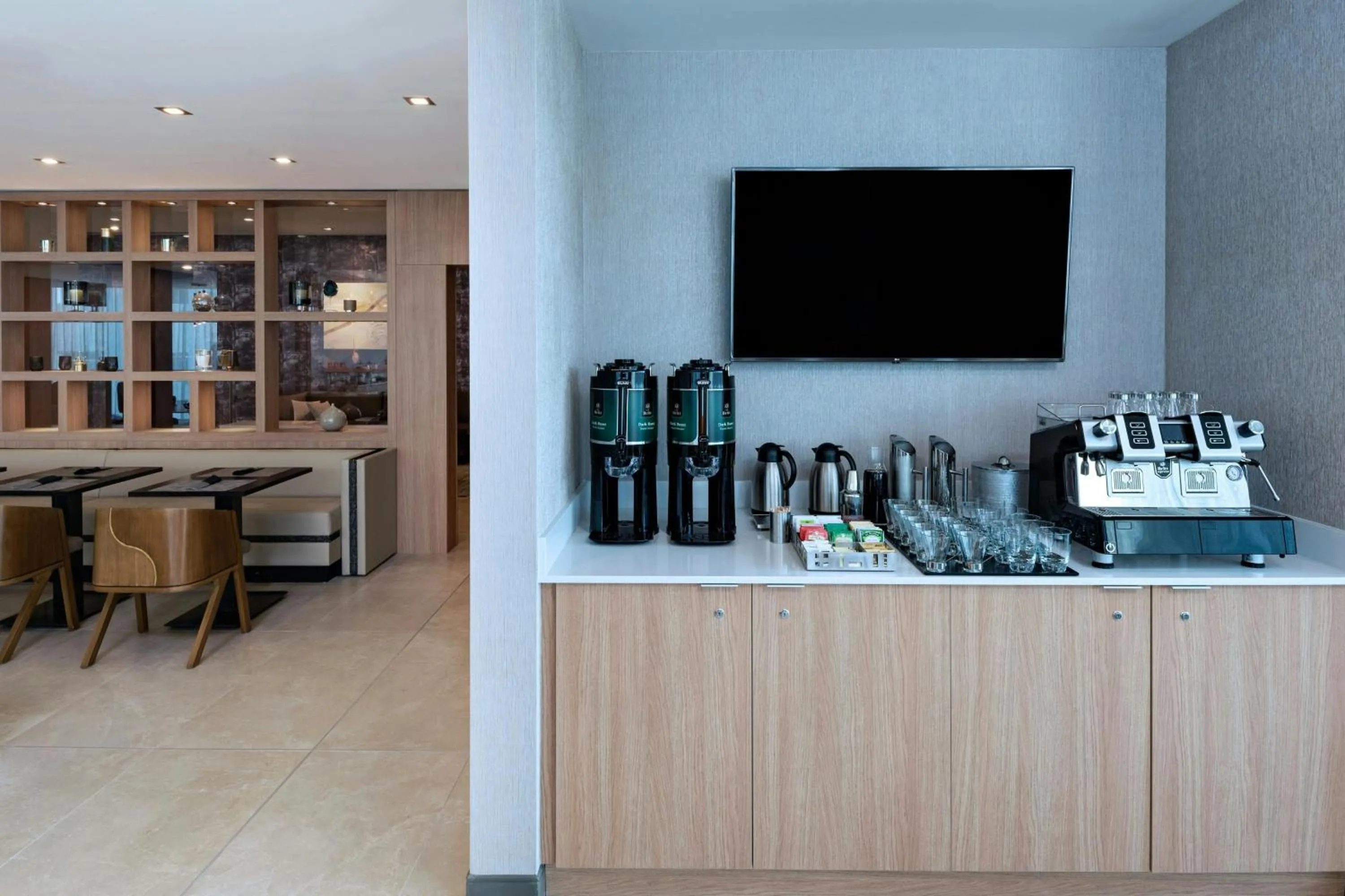 Kitchen or kitchenette in AC Hotel by Marriott San Jose Escazu
