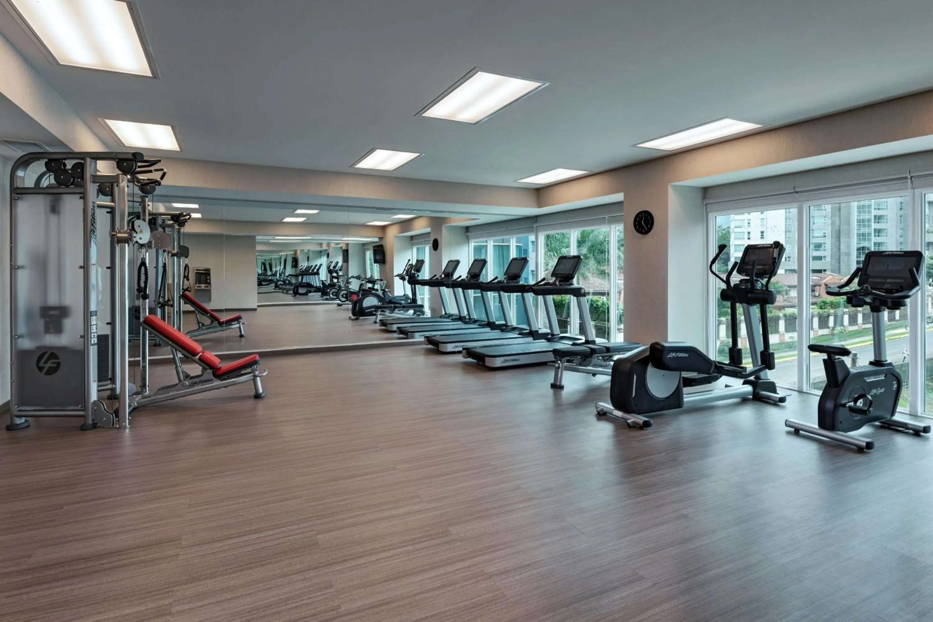 Fitness centre/facilities in AC Hotel by Marriott San Jose Escazu