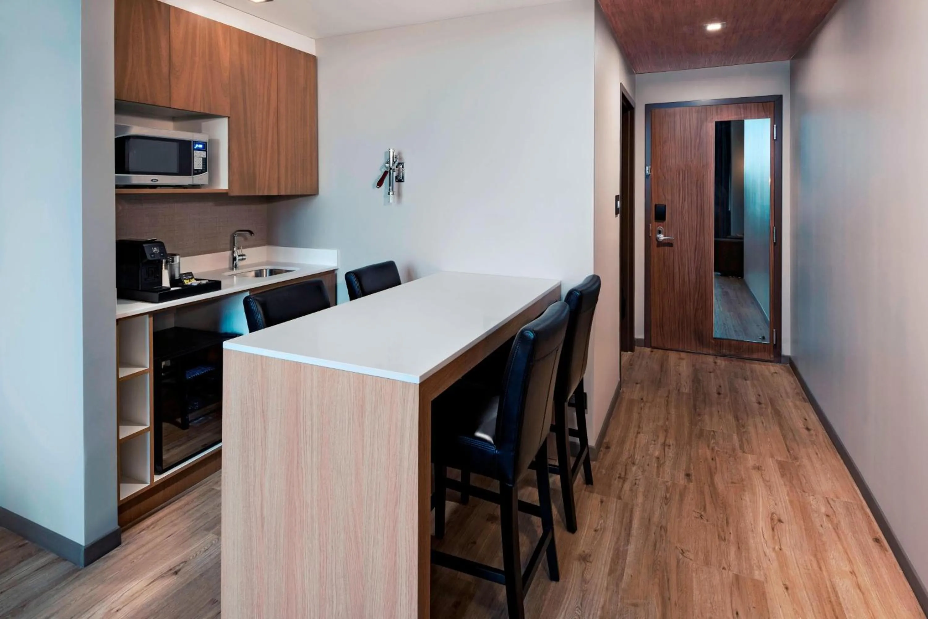 Kitchen or kitchenette in AC Hotel by Marriott San Jose Escazu