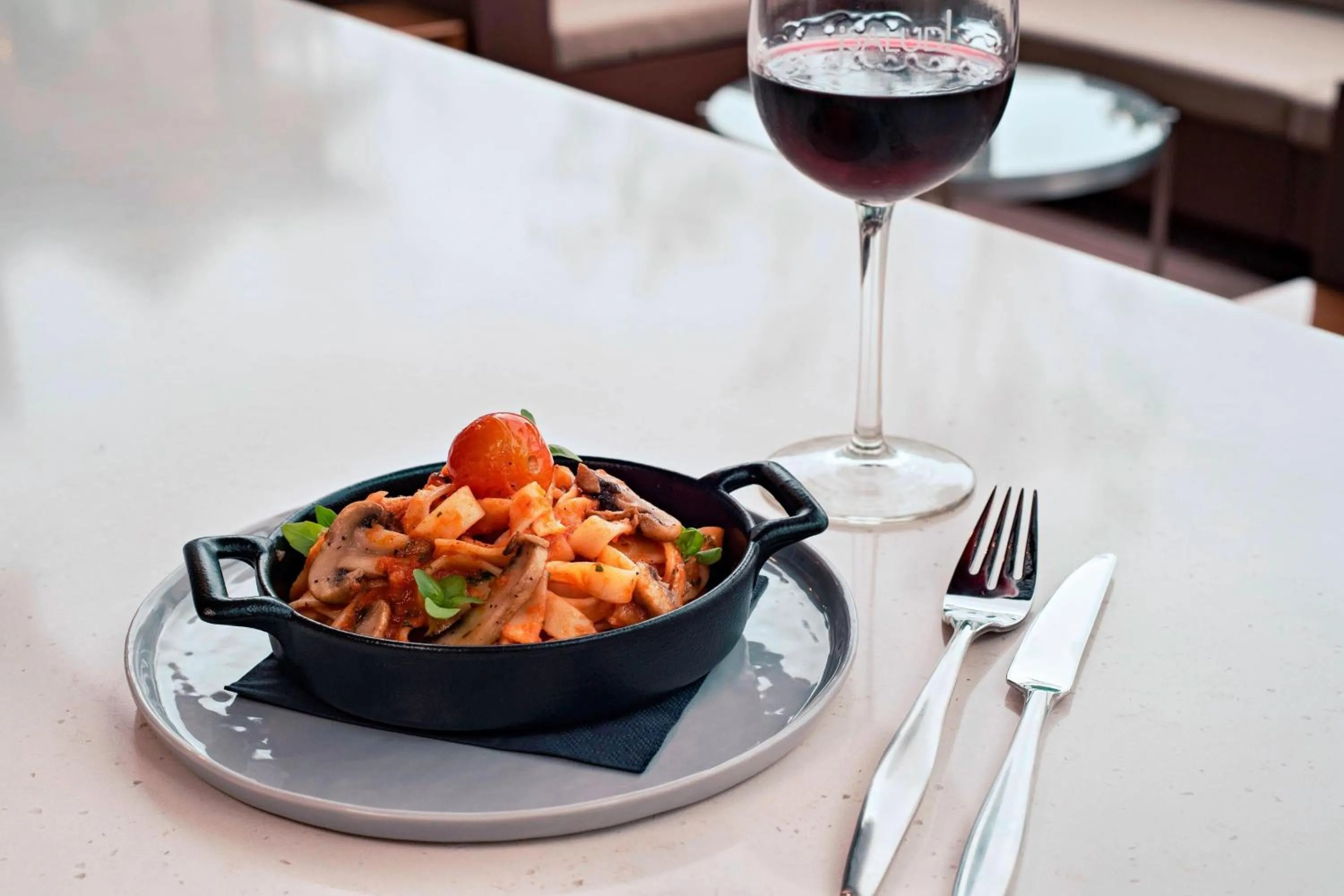 Lounge or bar in AC Hotel by Marriott San Jose Escazu