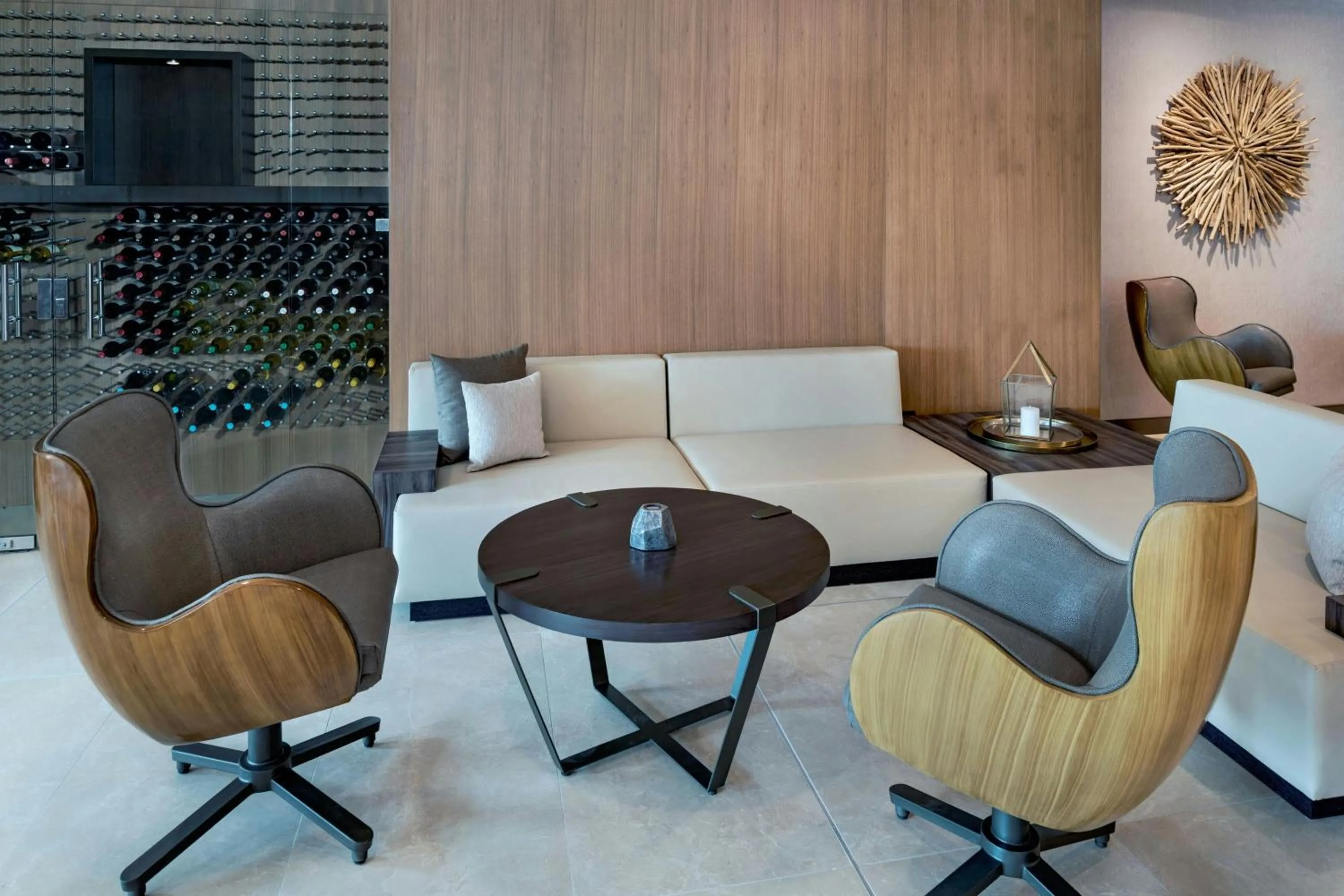Lounge or bar in AC Hotel by Marriott San Jose Escazu