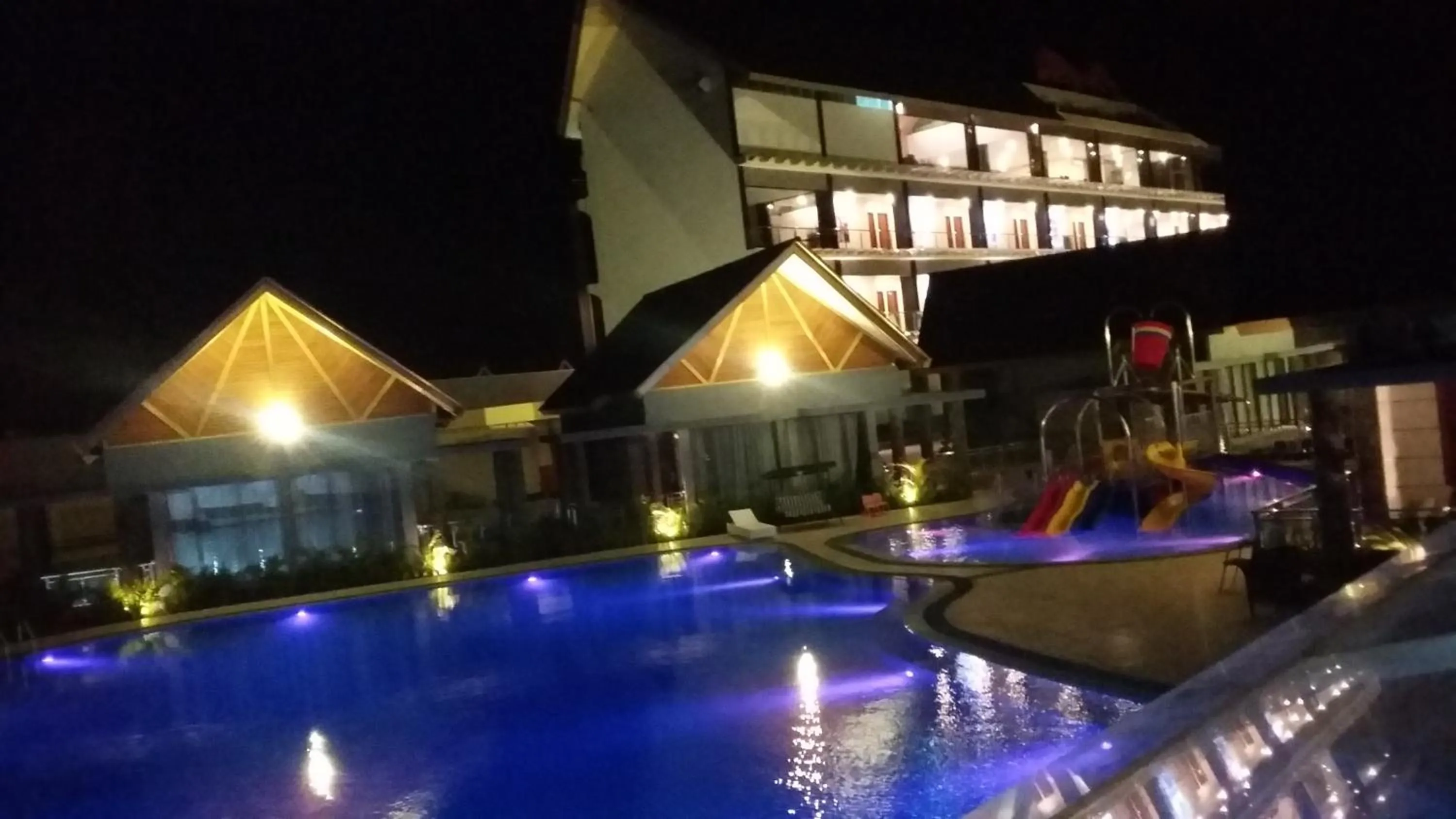 Pool view in Cahaya Villa Garut