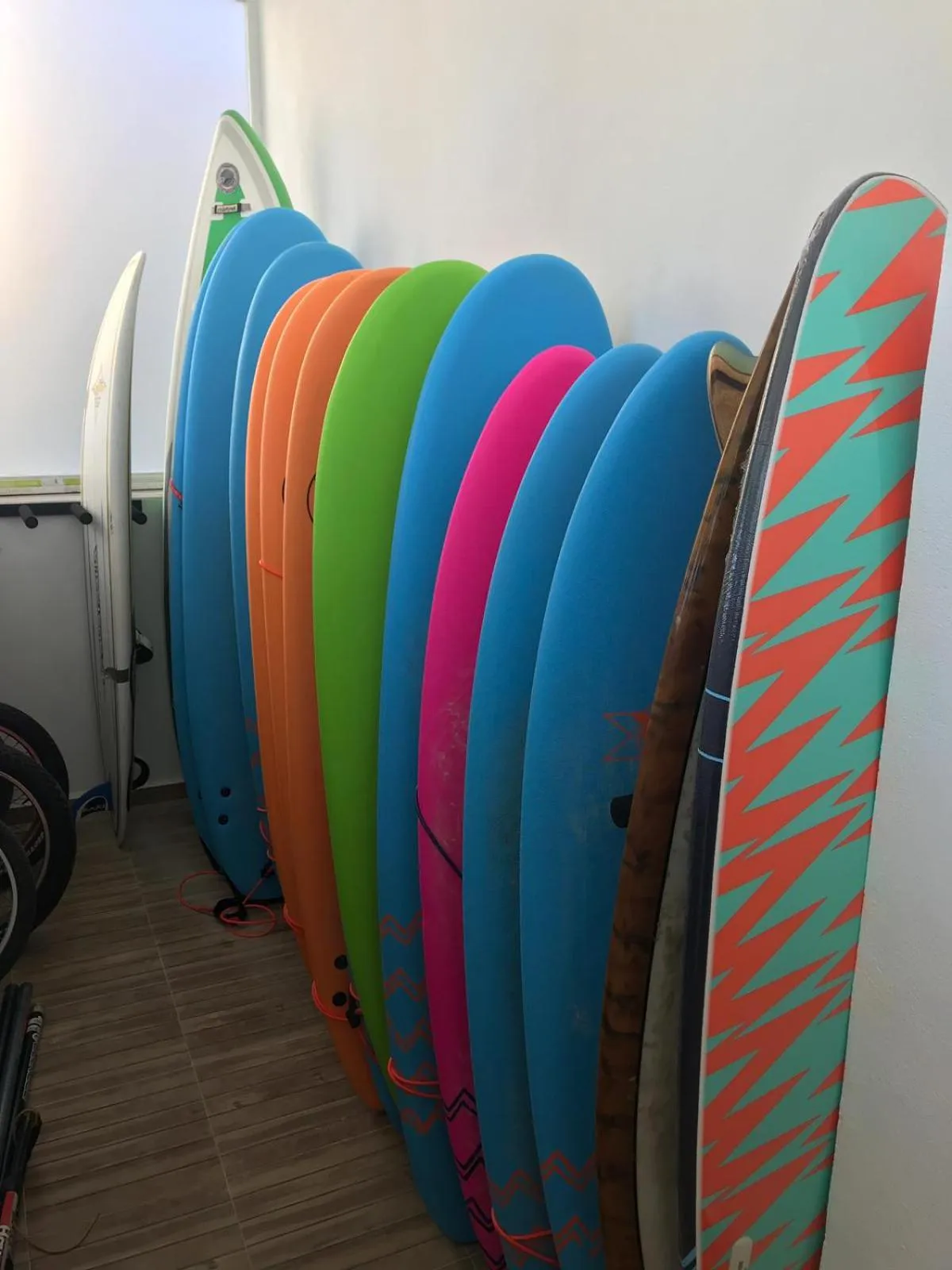 Entertainment in TAKE SURF Hostel Conil