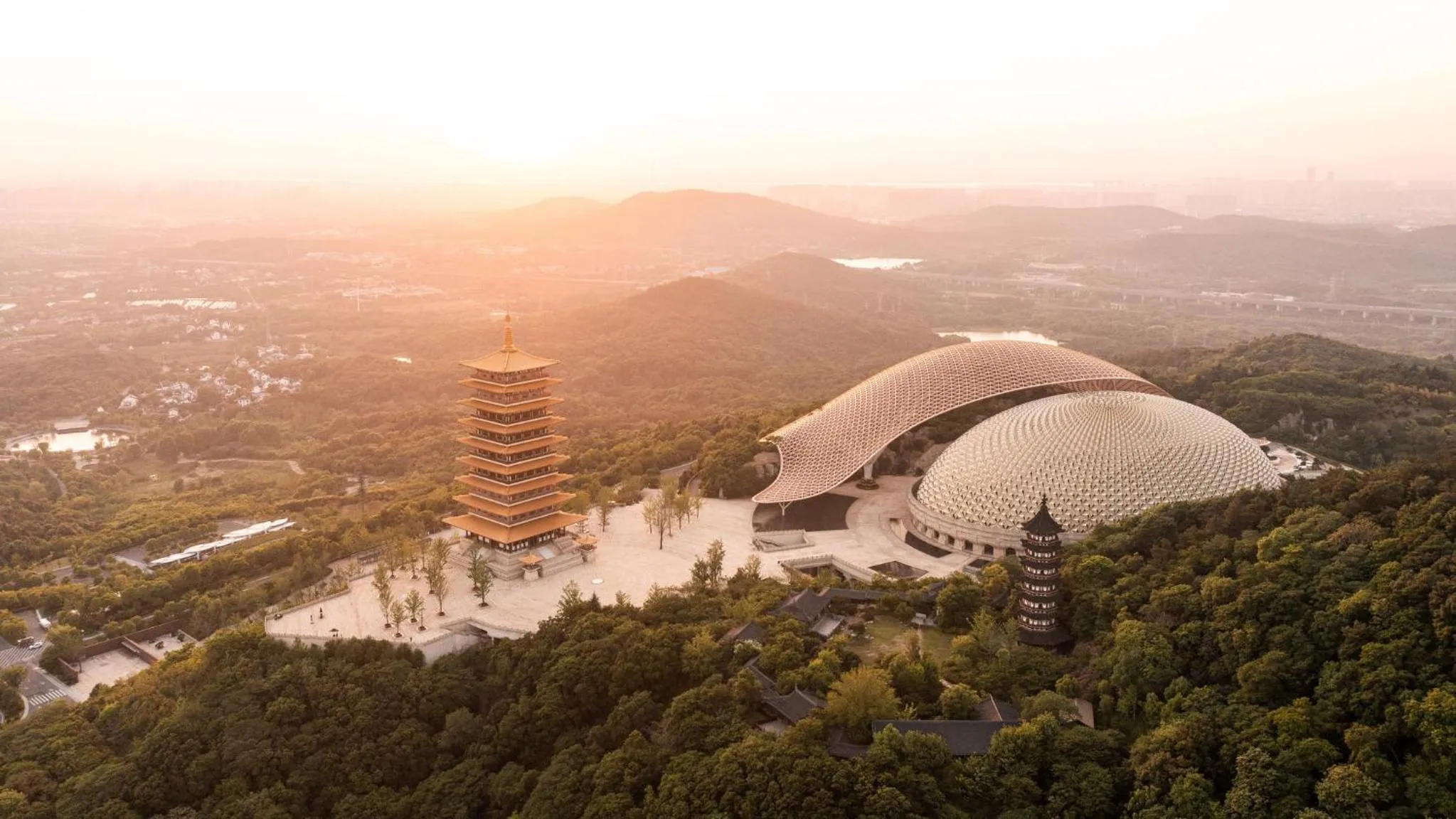 Area and facilities in Holiday Inn - Nanjing South Station by IHG