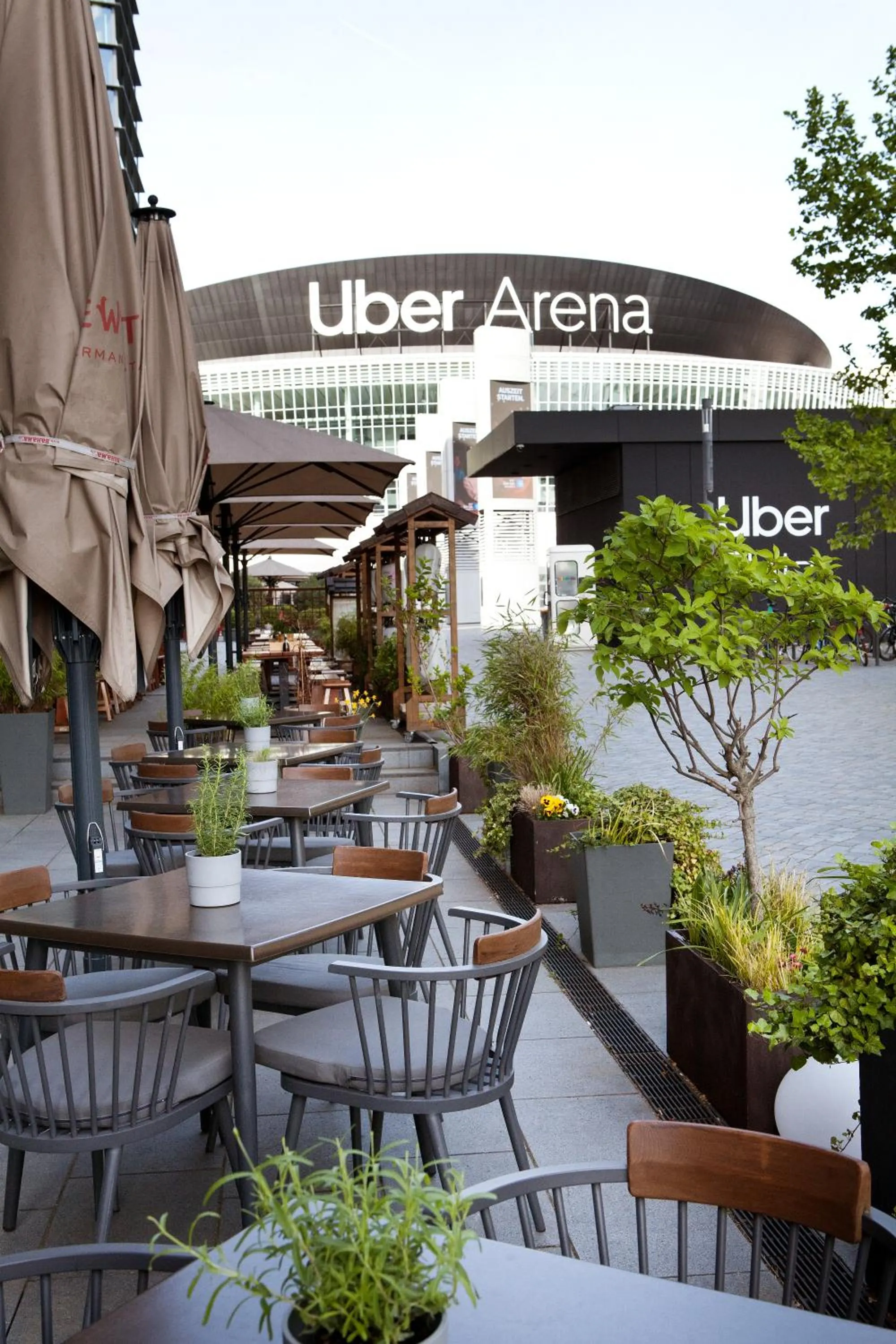 Day in Hotel Indigo Berlin - East Side Gallery