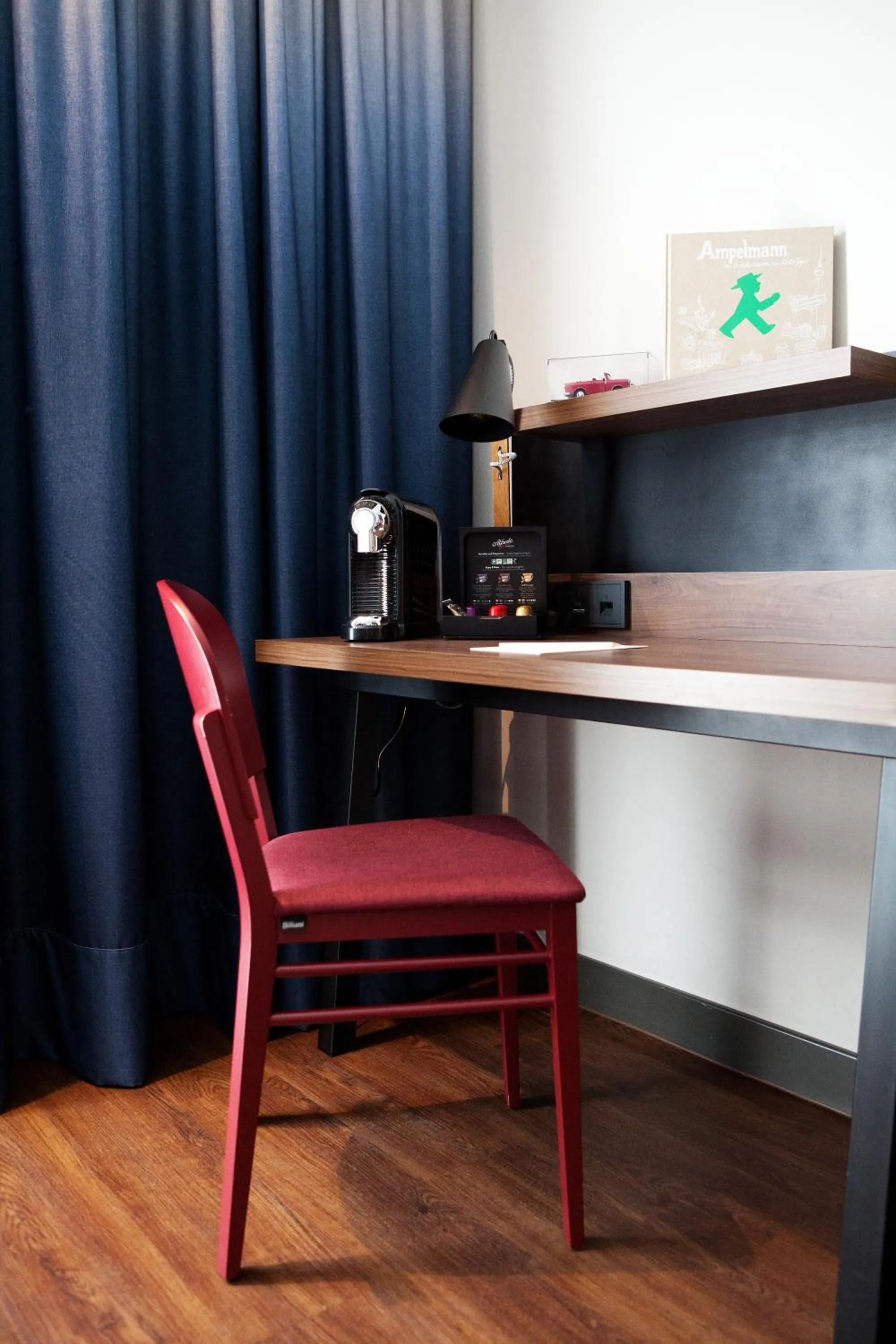 Coffee/tea facilities in Hotel Indigo Berlin - East Side Gallery