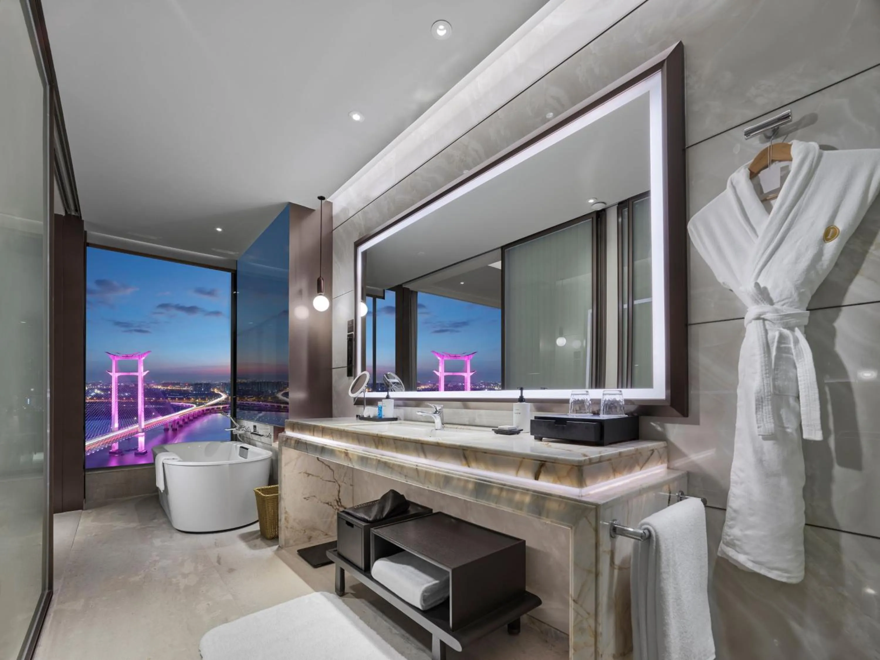 Bathroom in InterContinental Quanzhou by IHG