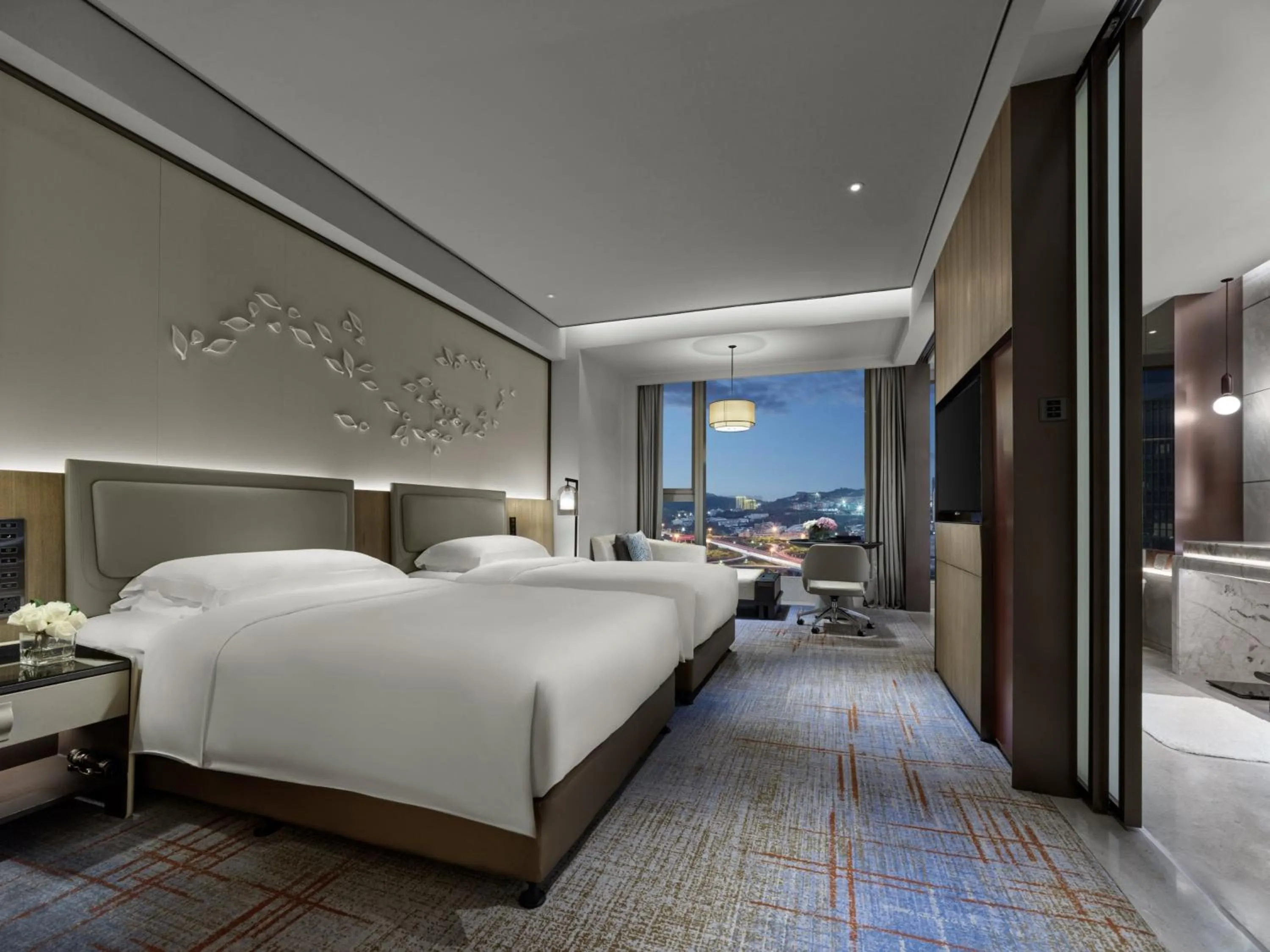 Photo of the whole room, Bed in InterContinental Quanzhou by IHG