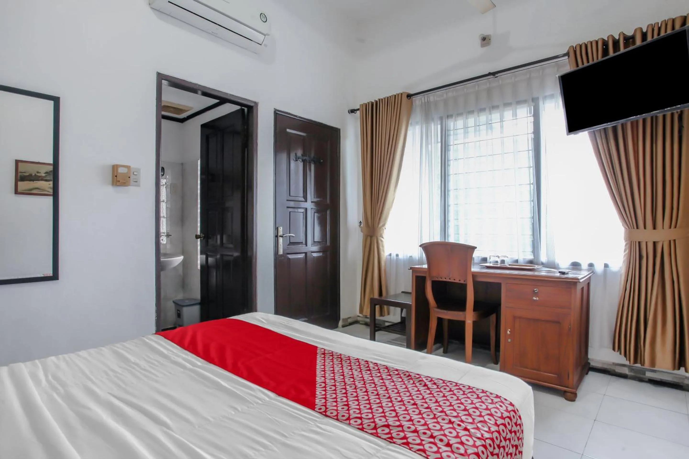 Bedroom in OYO Life 90091 Wisma Pakuan Syariah