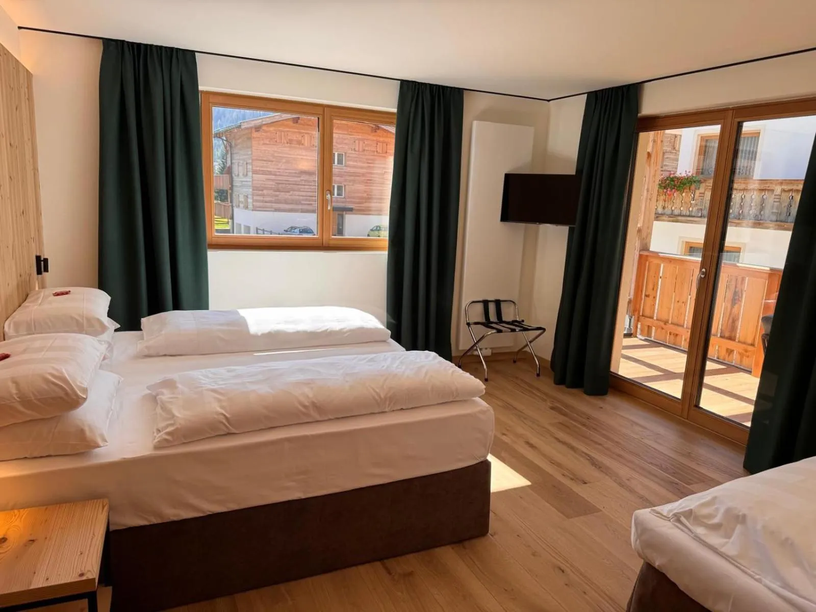 Bedroom, Bed in Hotel Gran Fanes