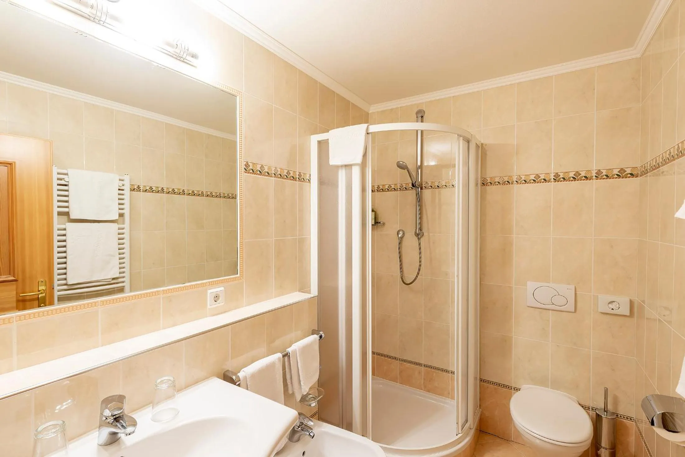 Bathroom in Hotel Gran Fanes