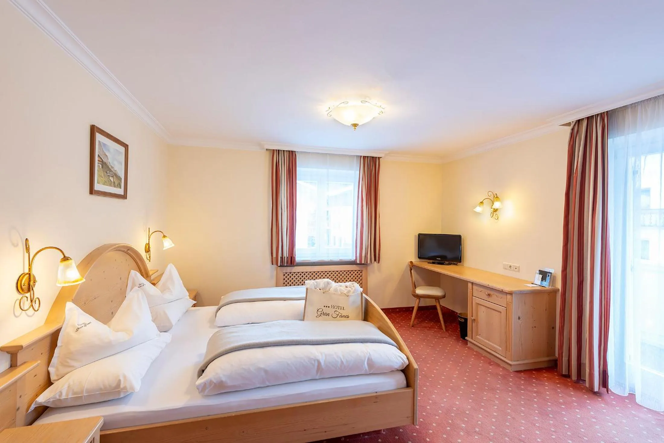 Bed in Hotel Gran Fanes