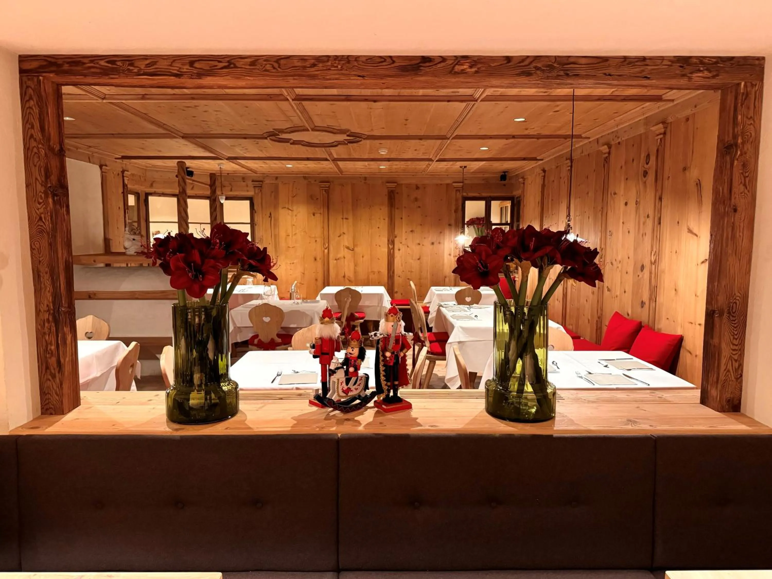 Restaurant/places to eat in Hotel Gran Fanes