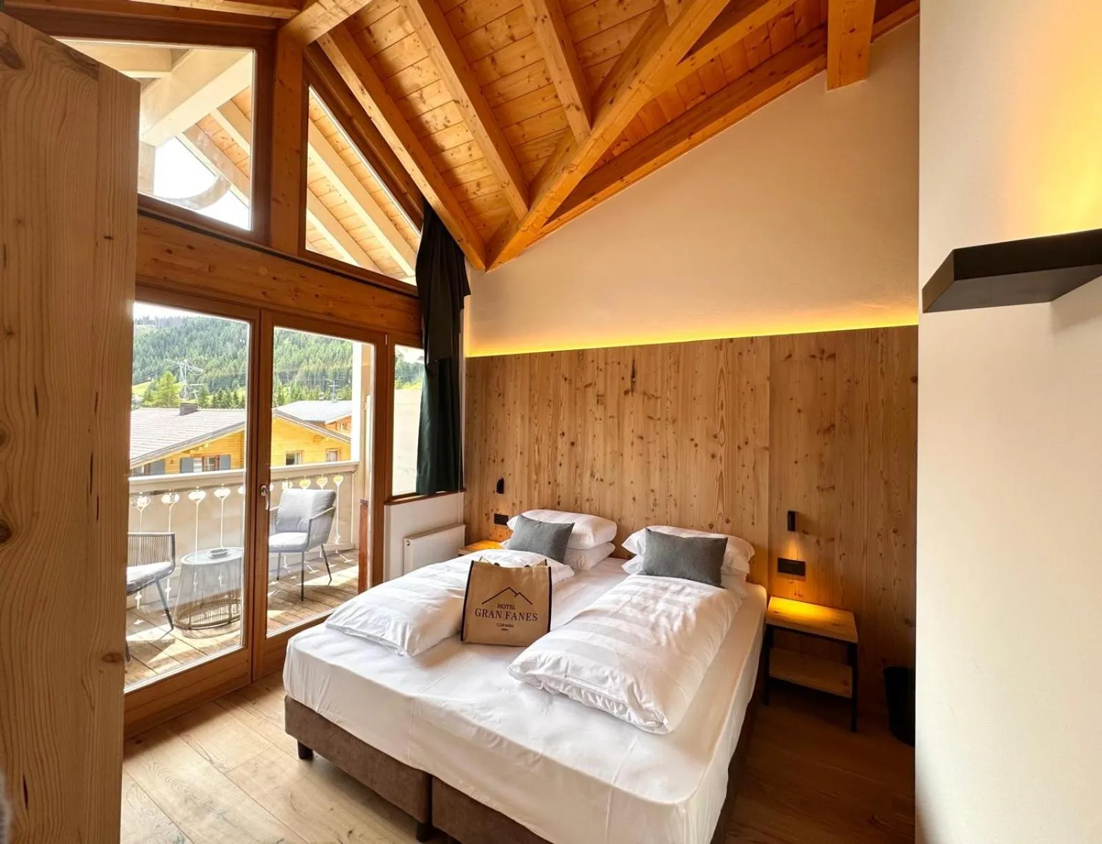 Bedroom, Bed in Hotel Gran Fanes