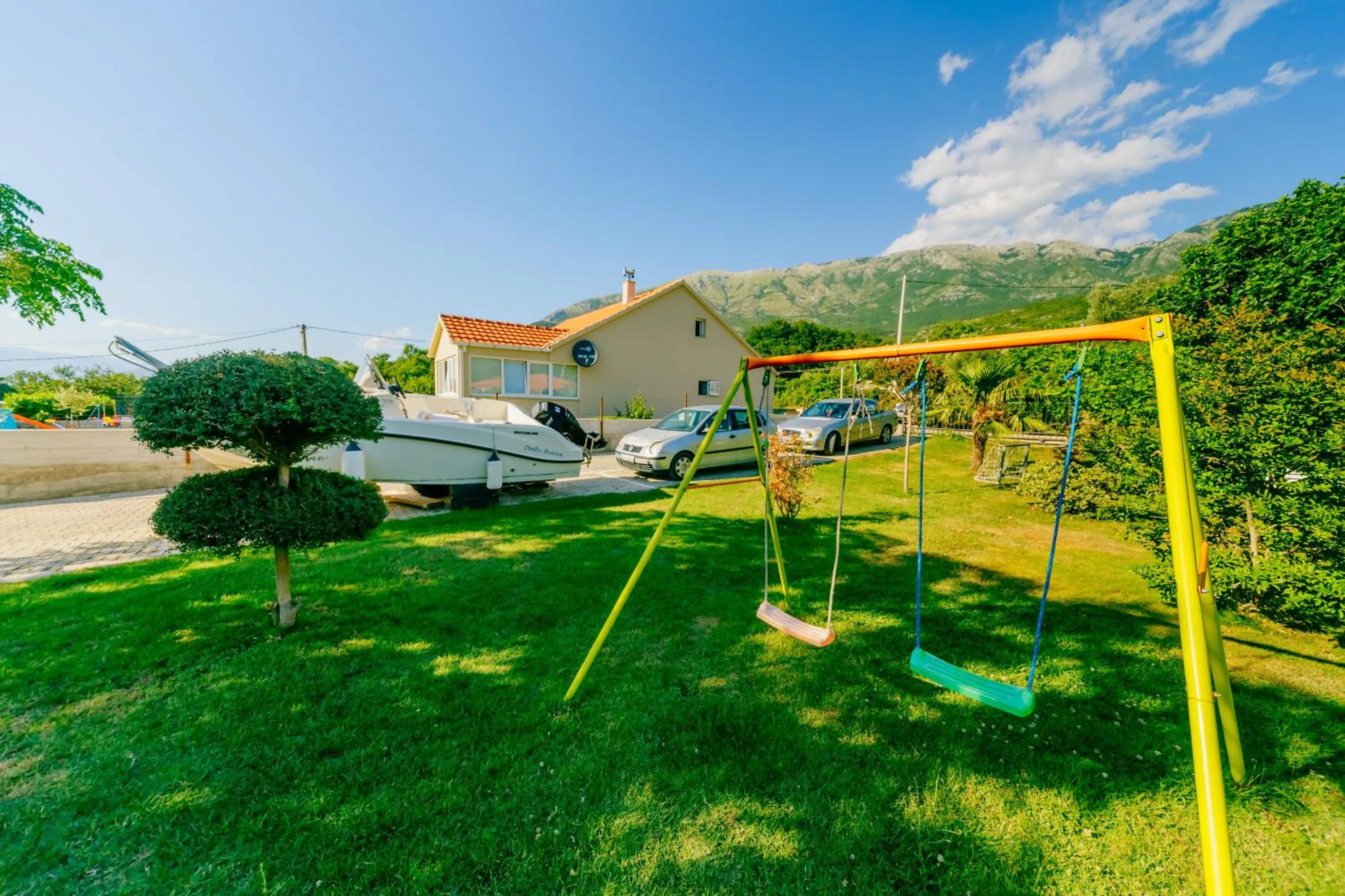 Garden in Apartmani Novaković