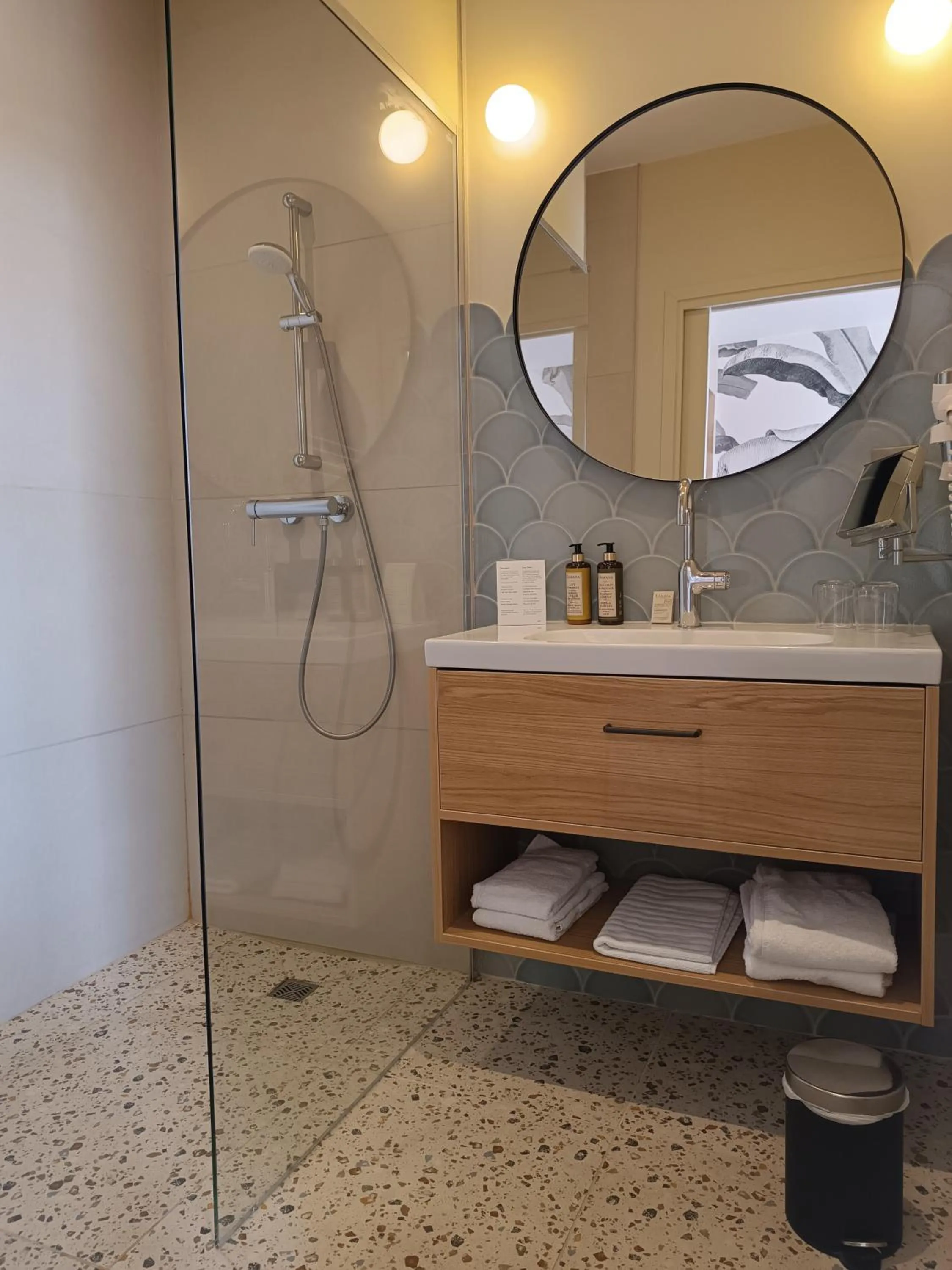 Bathroom in Les Galets Hôtel et B&B