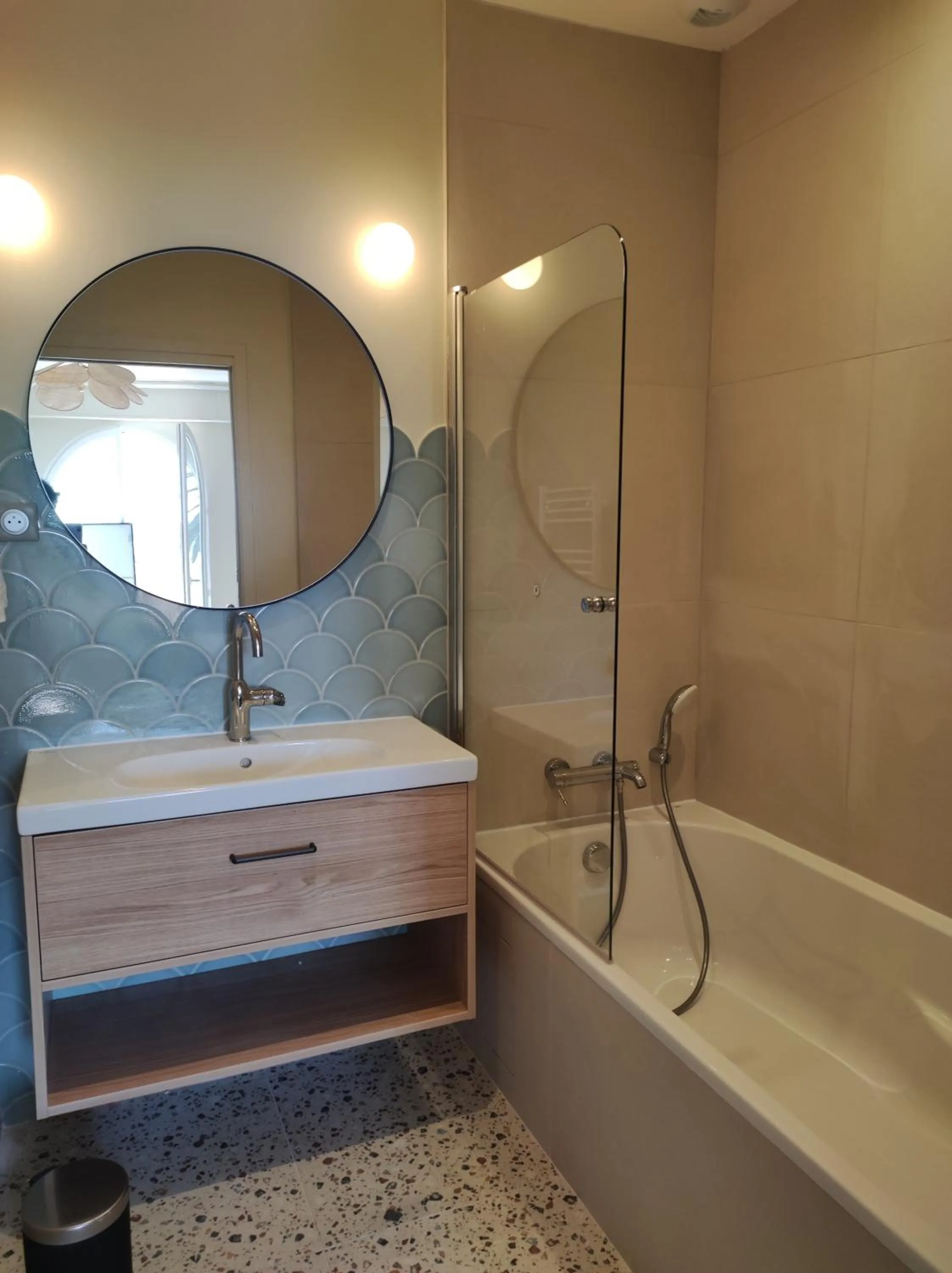 Bathroom in Les Galets Hôtel et B&B