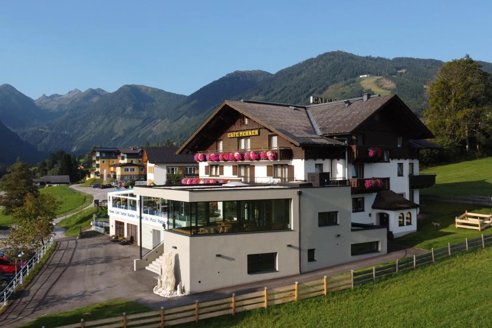 Hotel-Café Perner